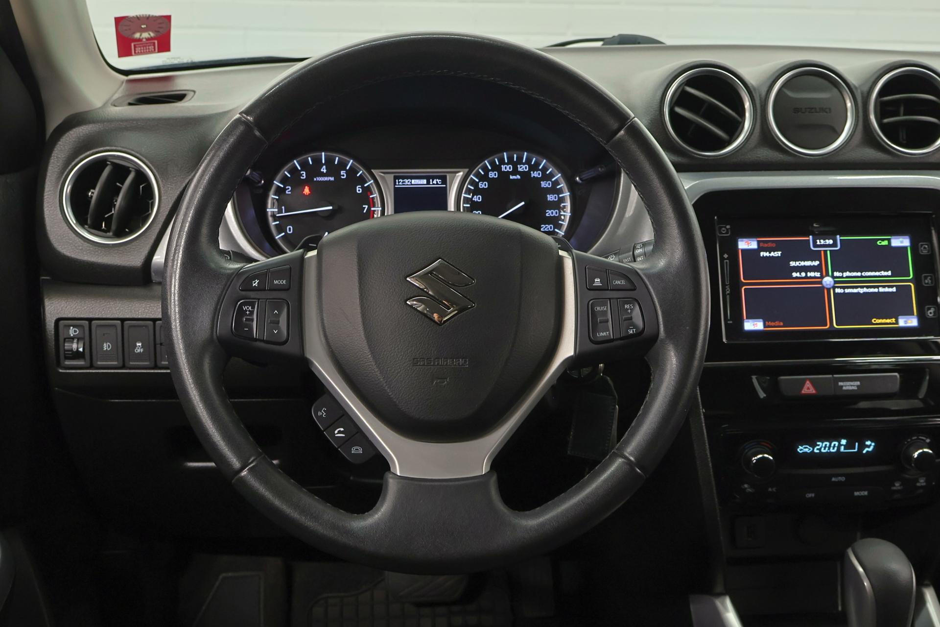 SUZUKI Vitara 2015
