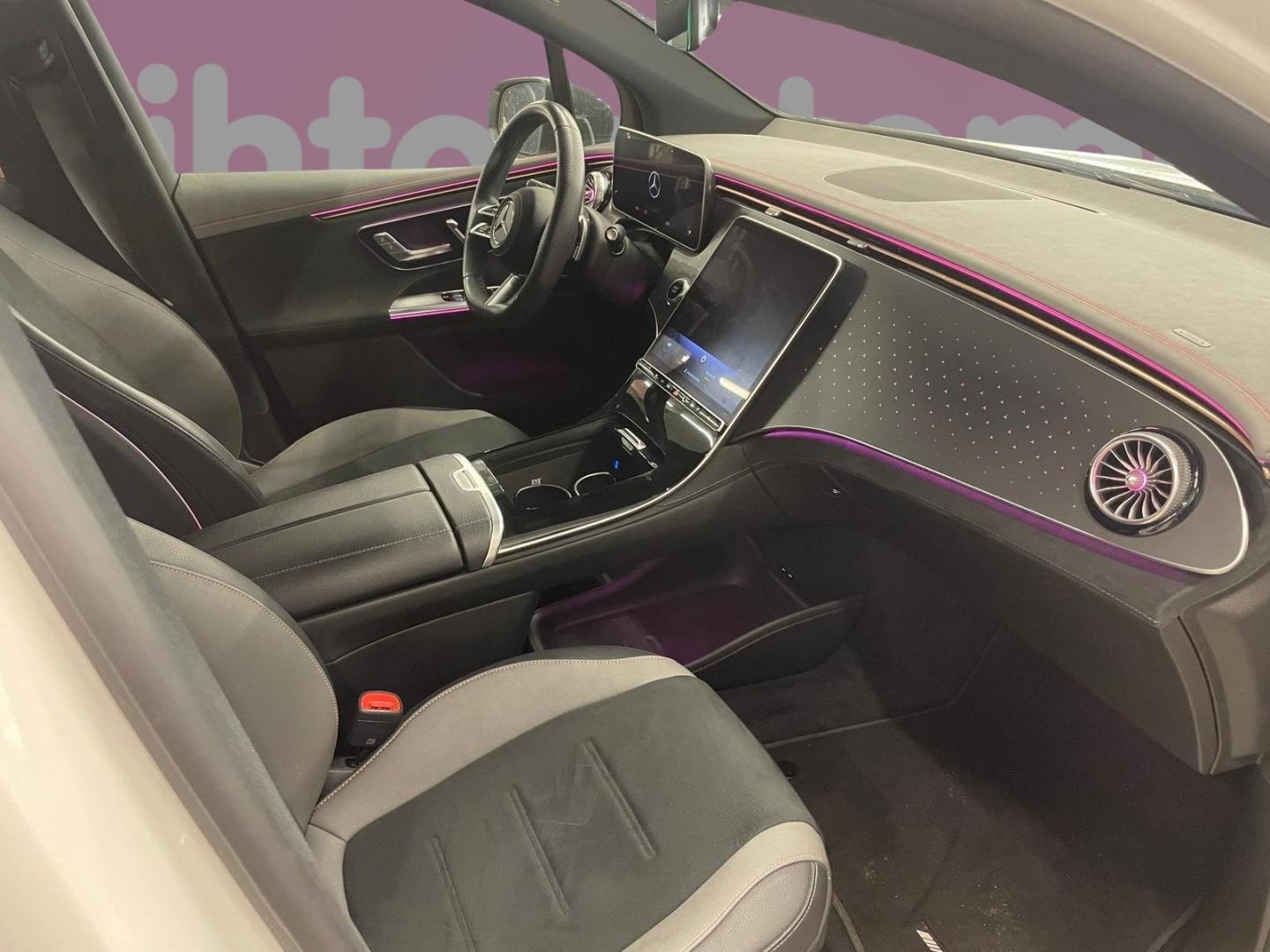 MERCEDES-BENZ EQE SUV 2024