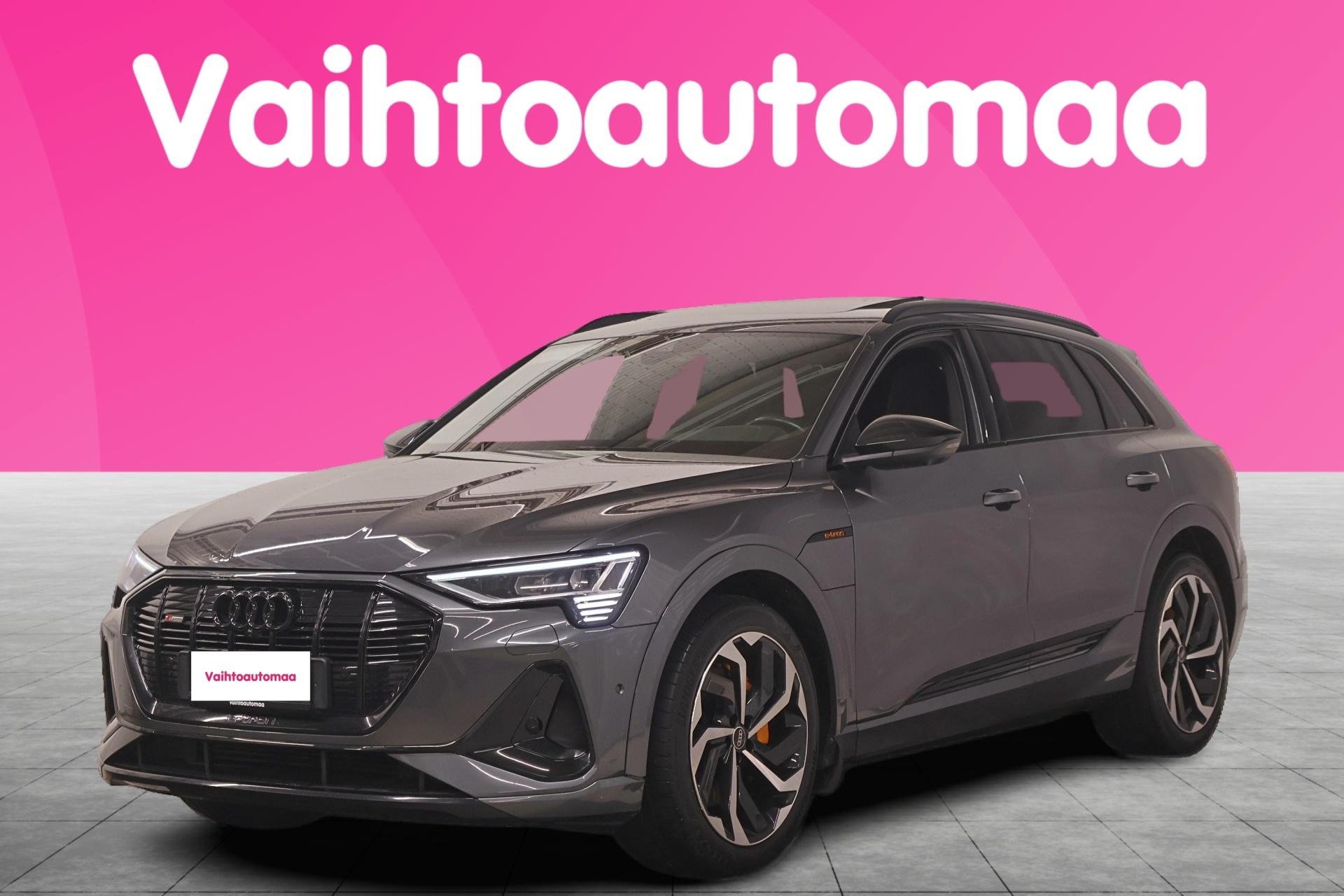 AUDI e-tron 2022