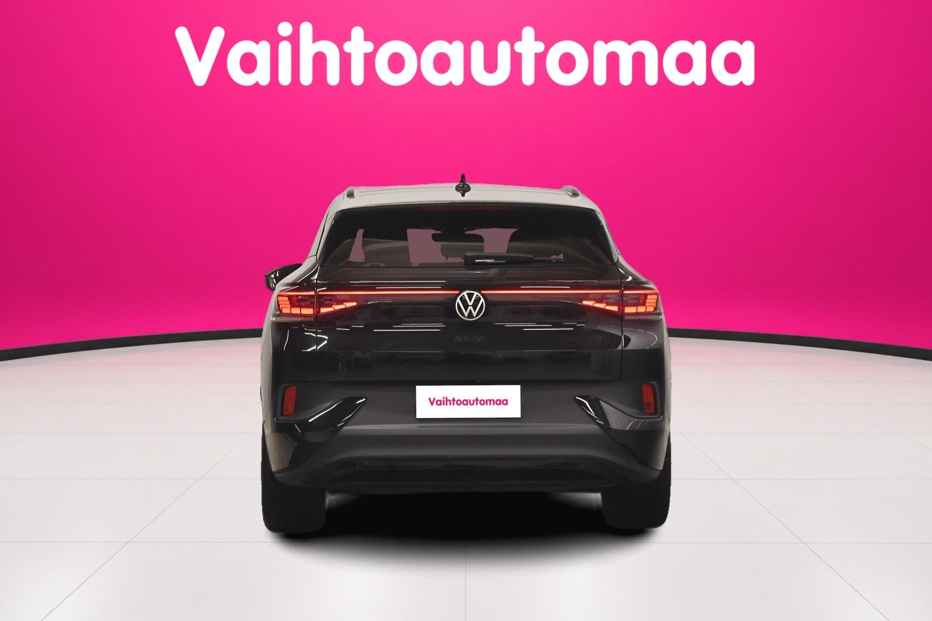 VOLKSWAGEN ID.4 8