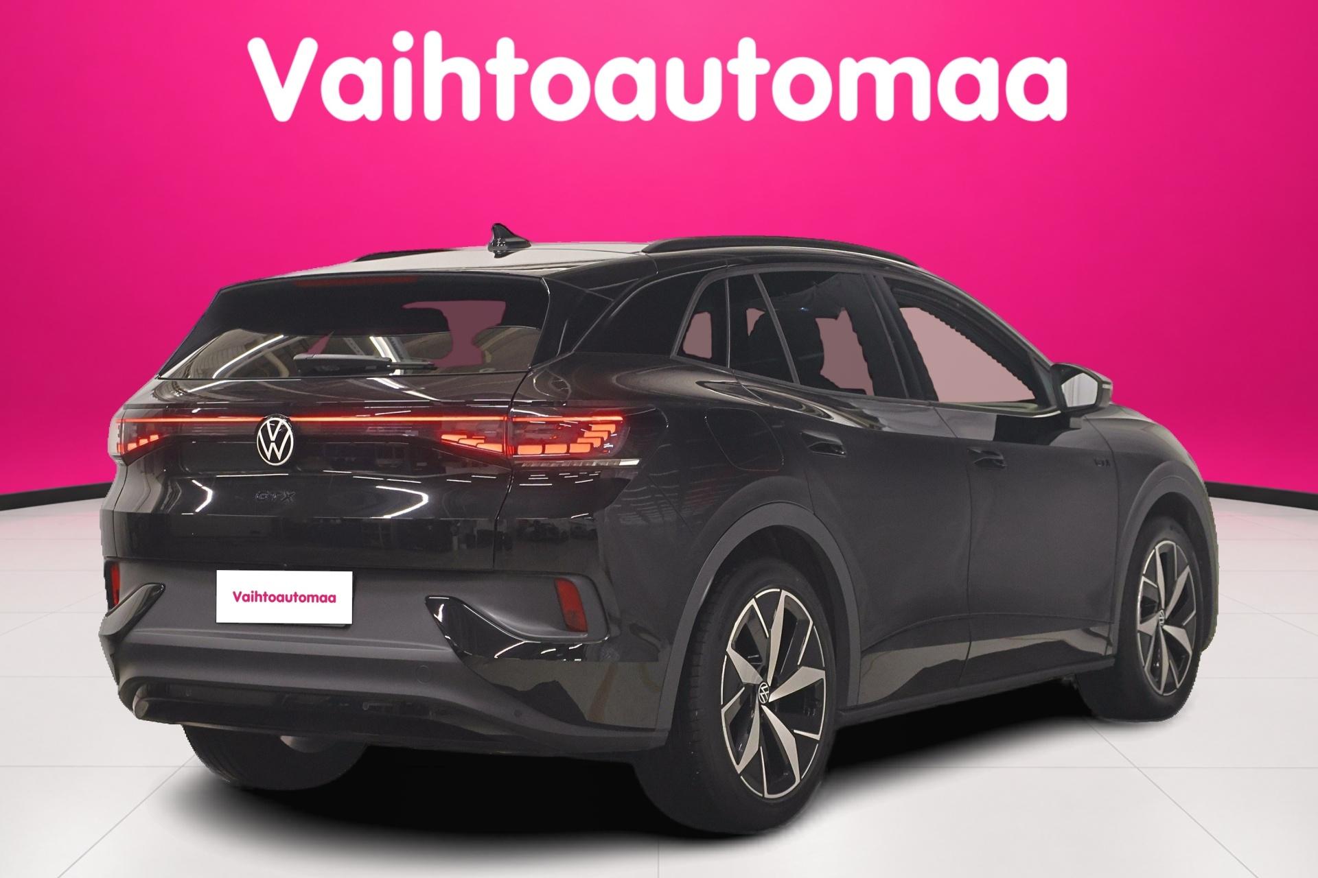 VOLKSWAGEN ID.4 9