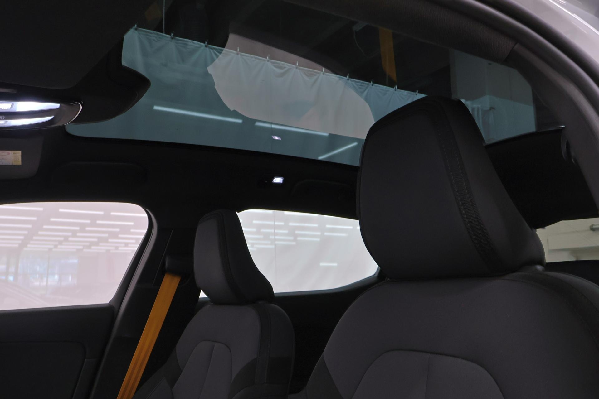 POLESTAR 2 2023