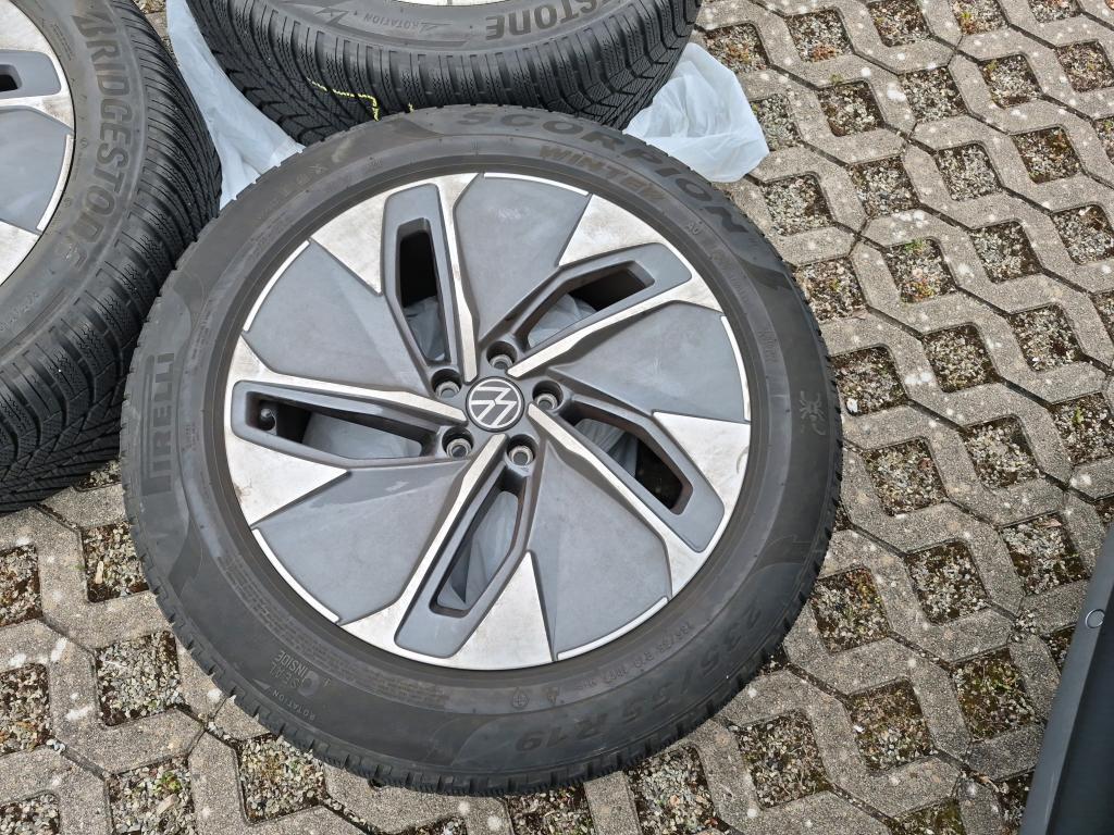 VOLKSWAGEN ID.5 2023