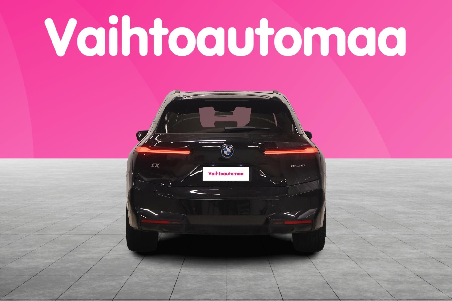 BMW iX 2023