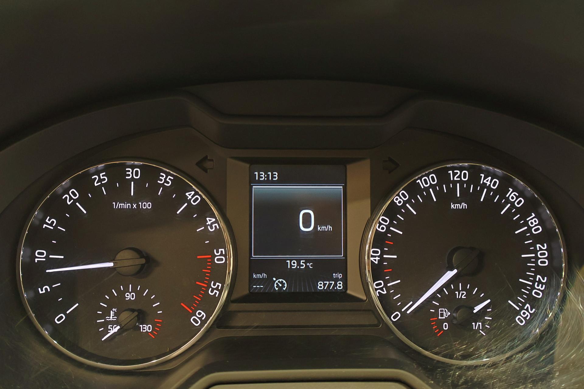 SKODA Octavia 13