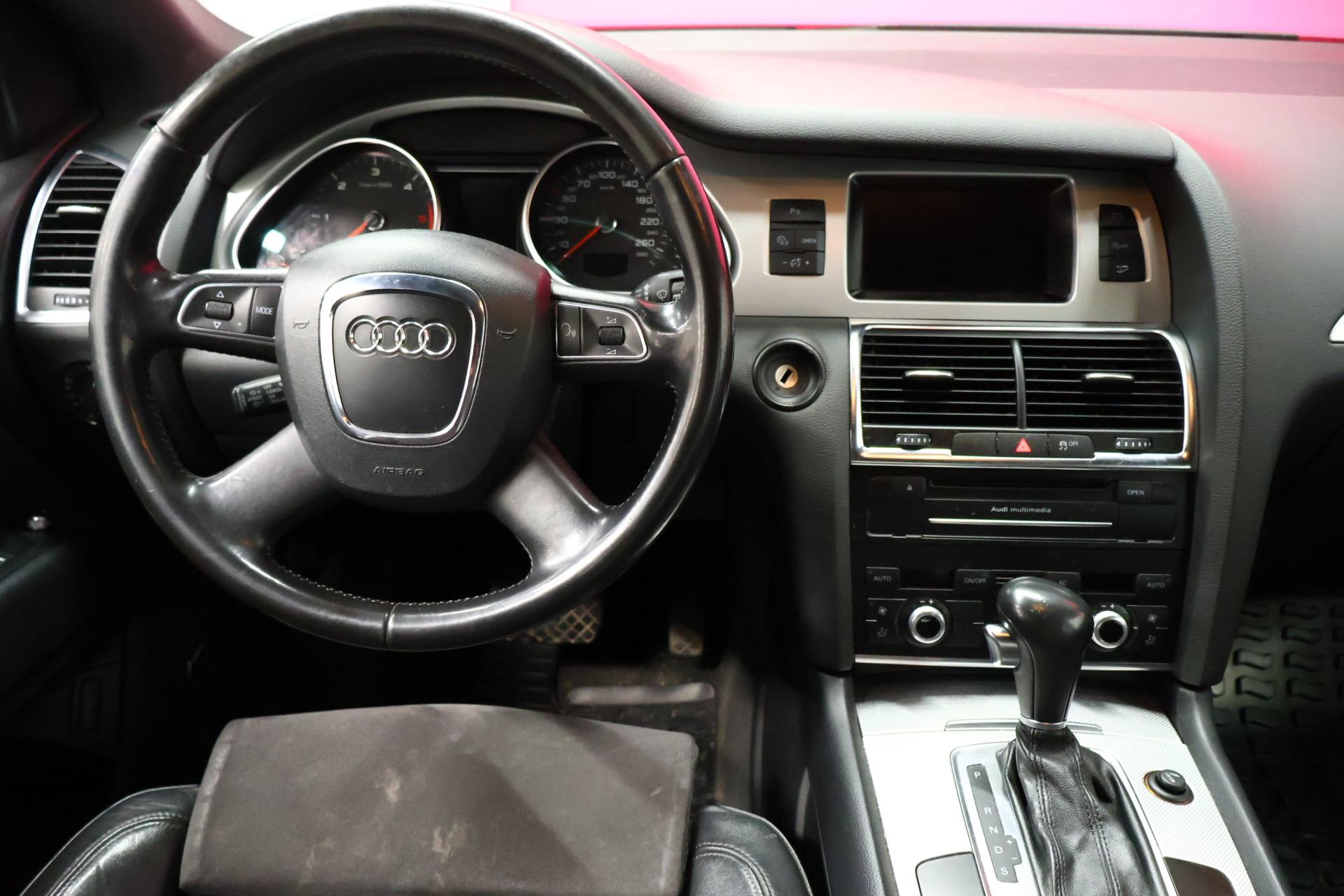 AUDI Q7 2010