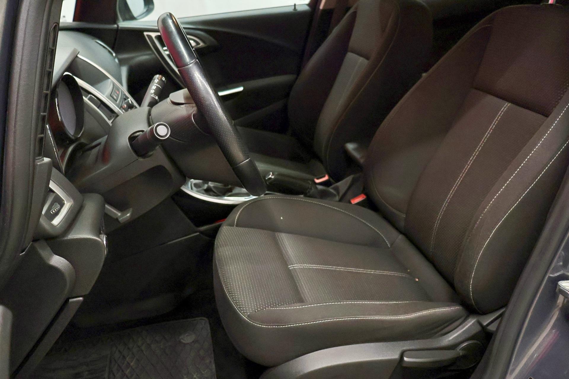OPEL Astra 2014