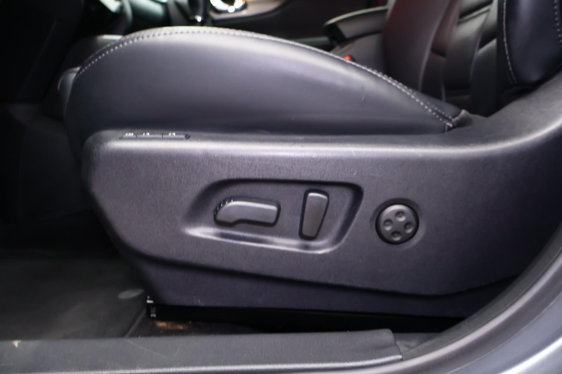 NISSAN Qashqai 2018