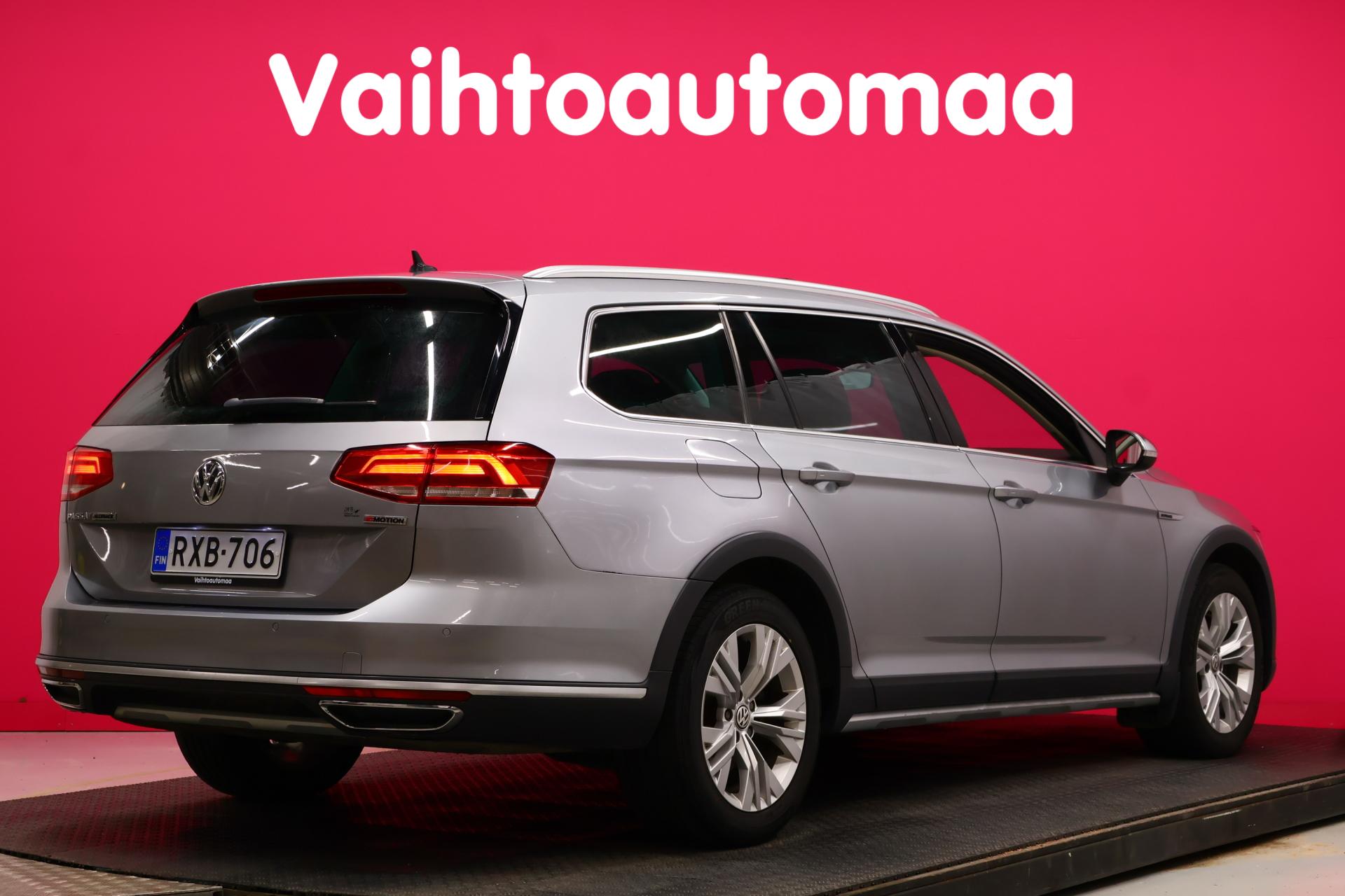 VOLKSWAGEN Passat 2018
