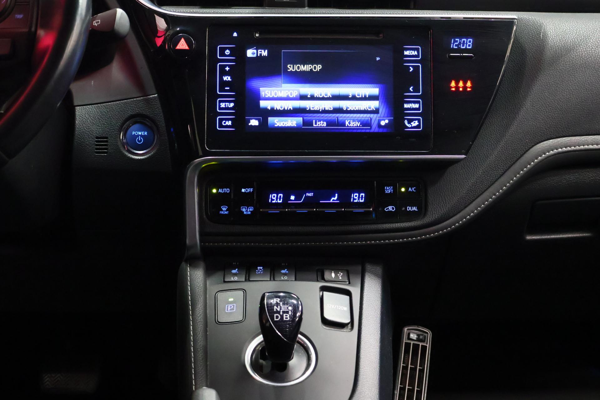 TOYOTA Auris 2018