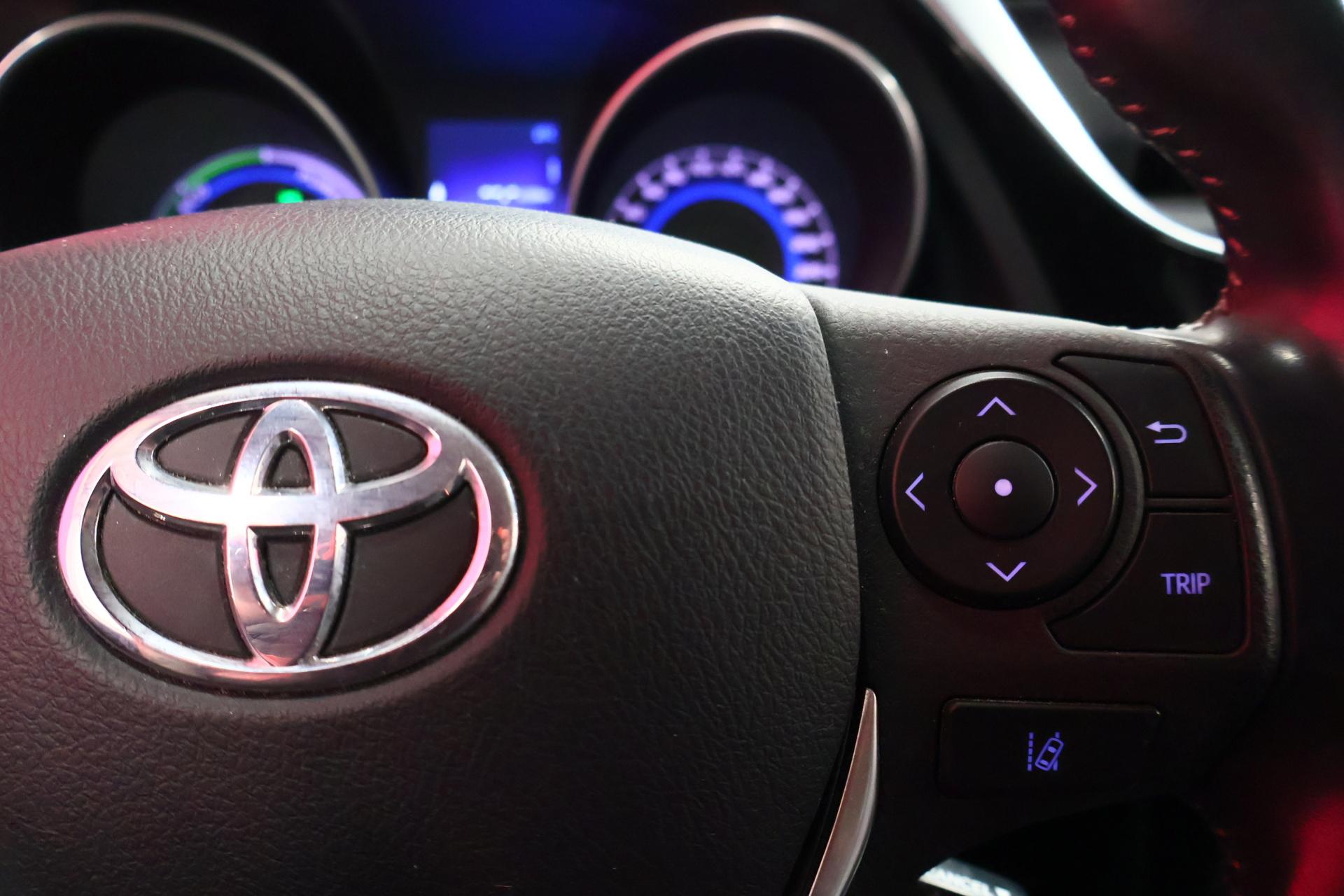 TOYOTA Auris 2018