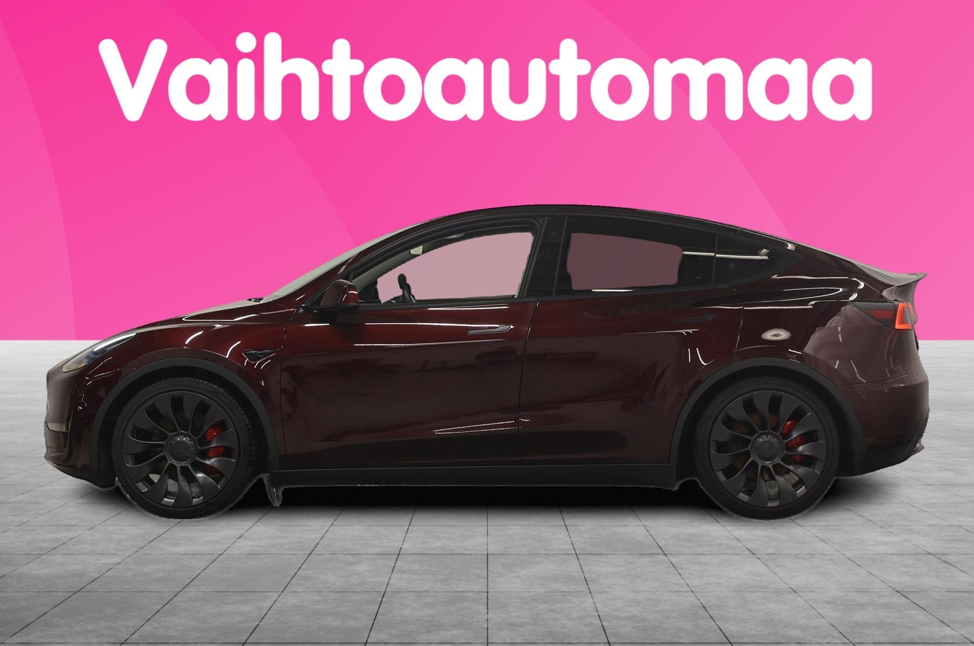 TESLA Model Y 2023