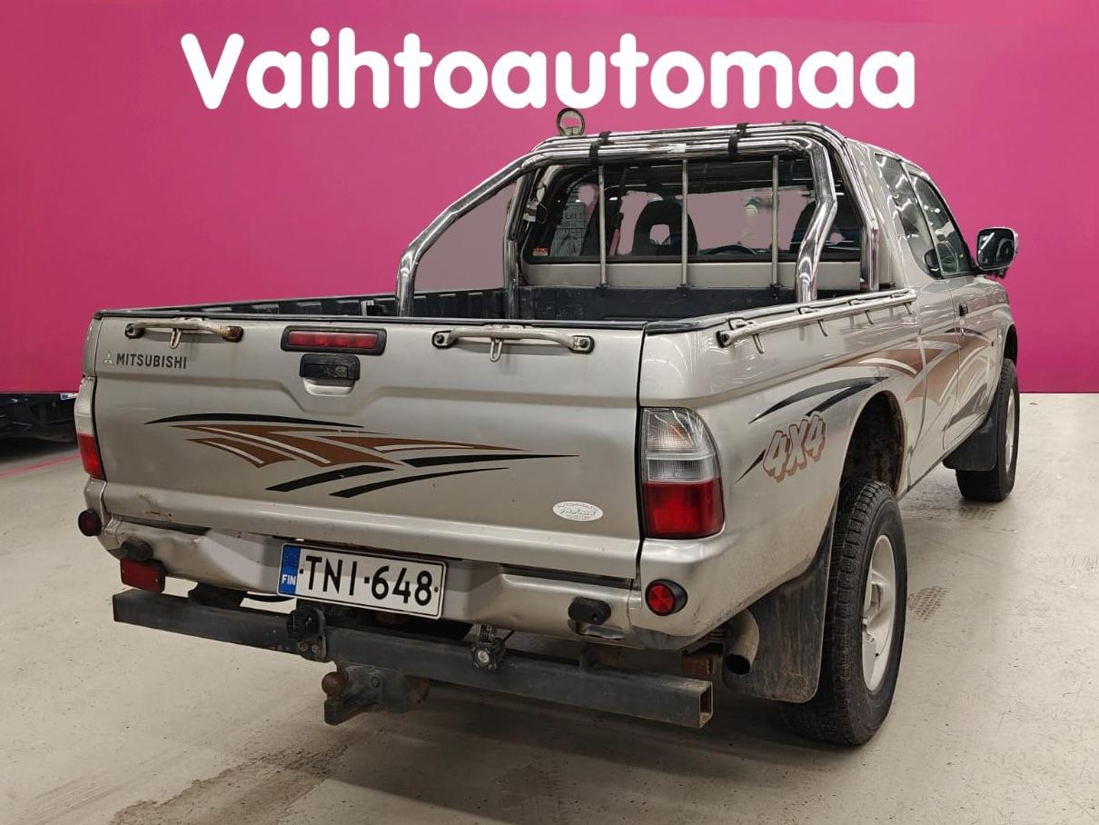 MITSUBISHI L200 2005