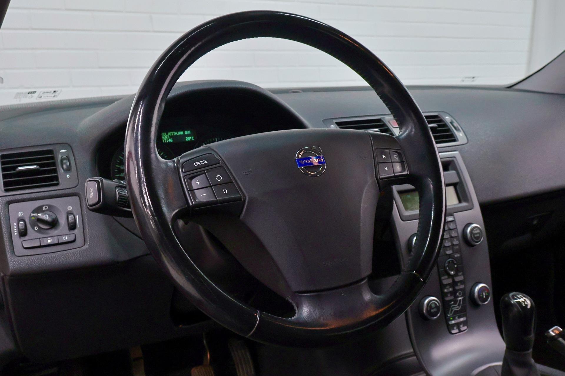 VOLVO C30 2008