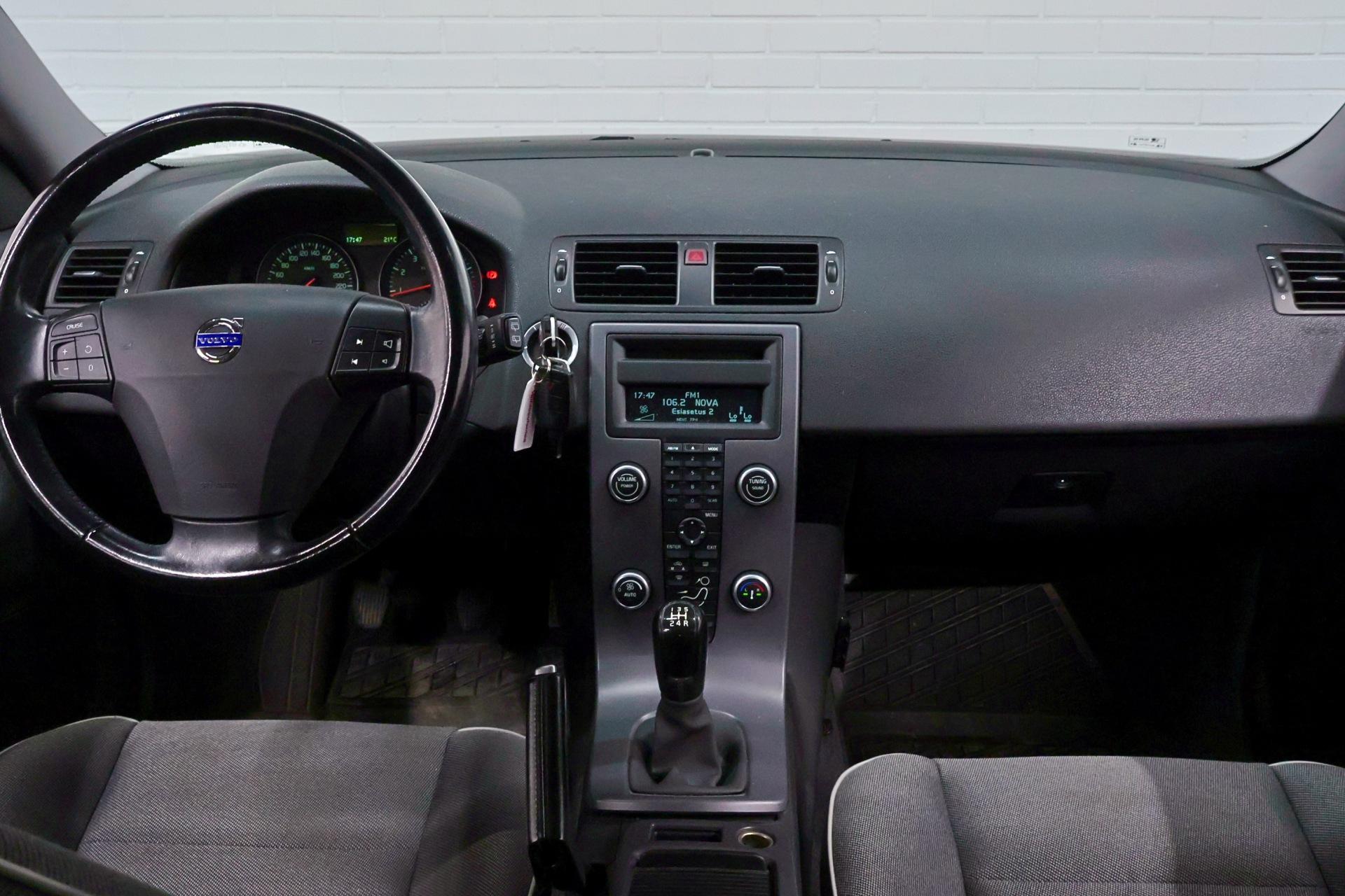 VOLVO C30 2008