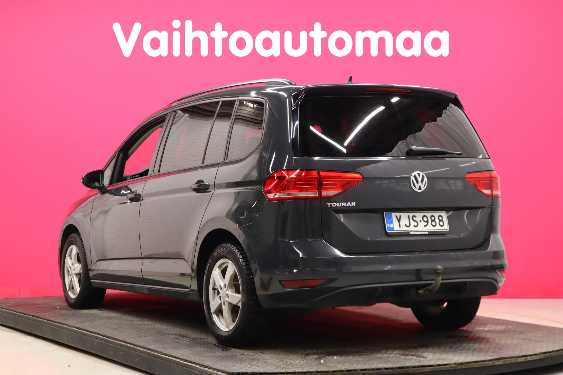 VOLKSWAGEN Touran 2018