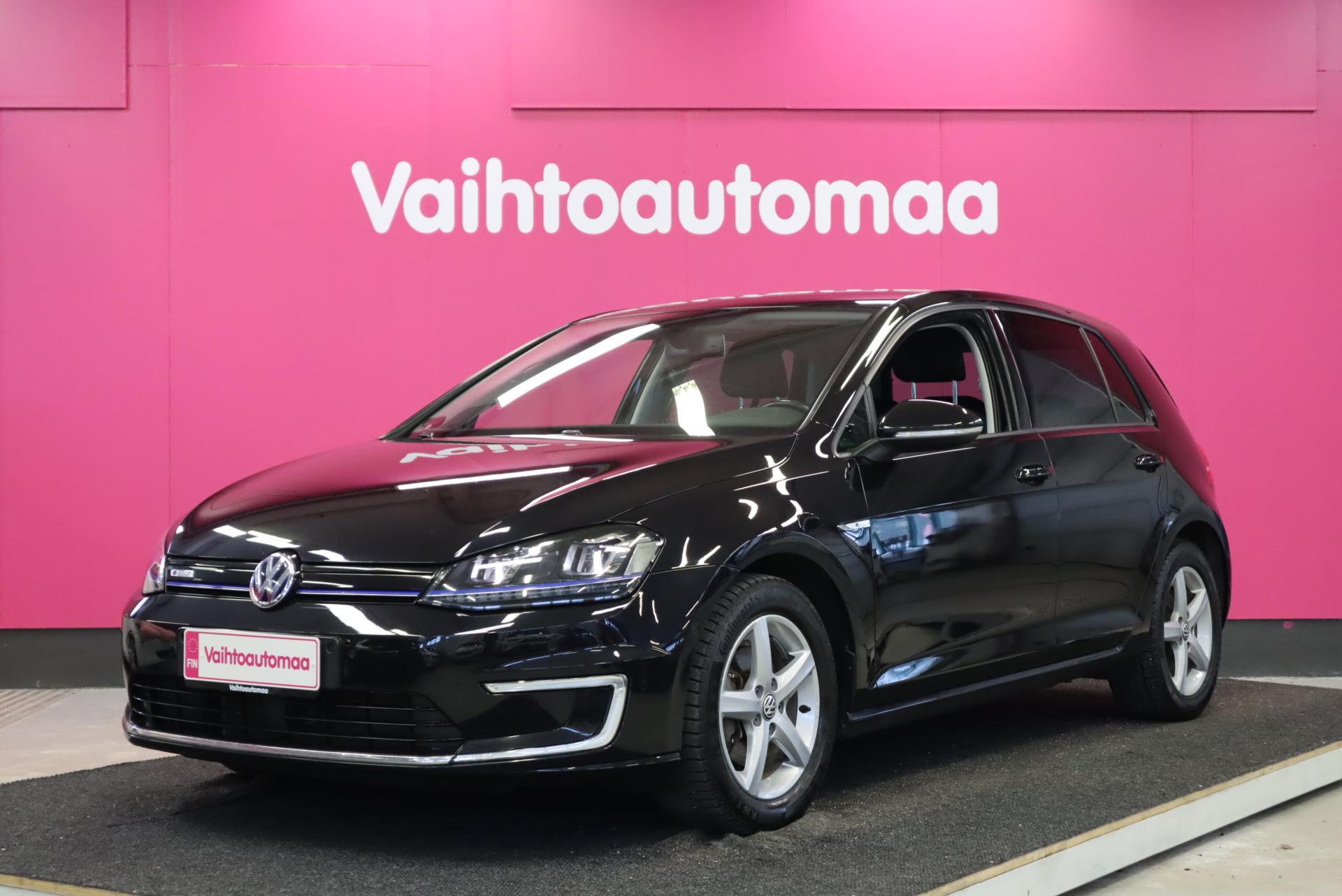 VOLKSWAGEN Golf 2015