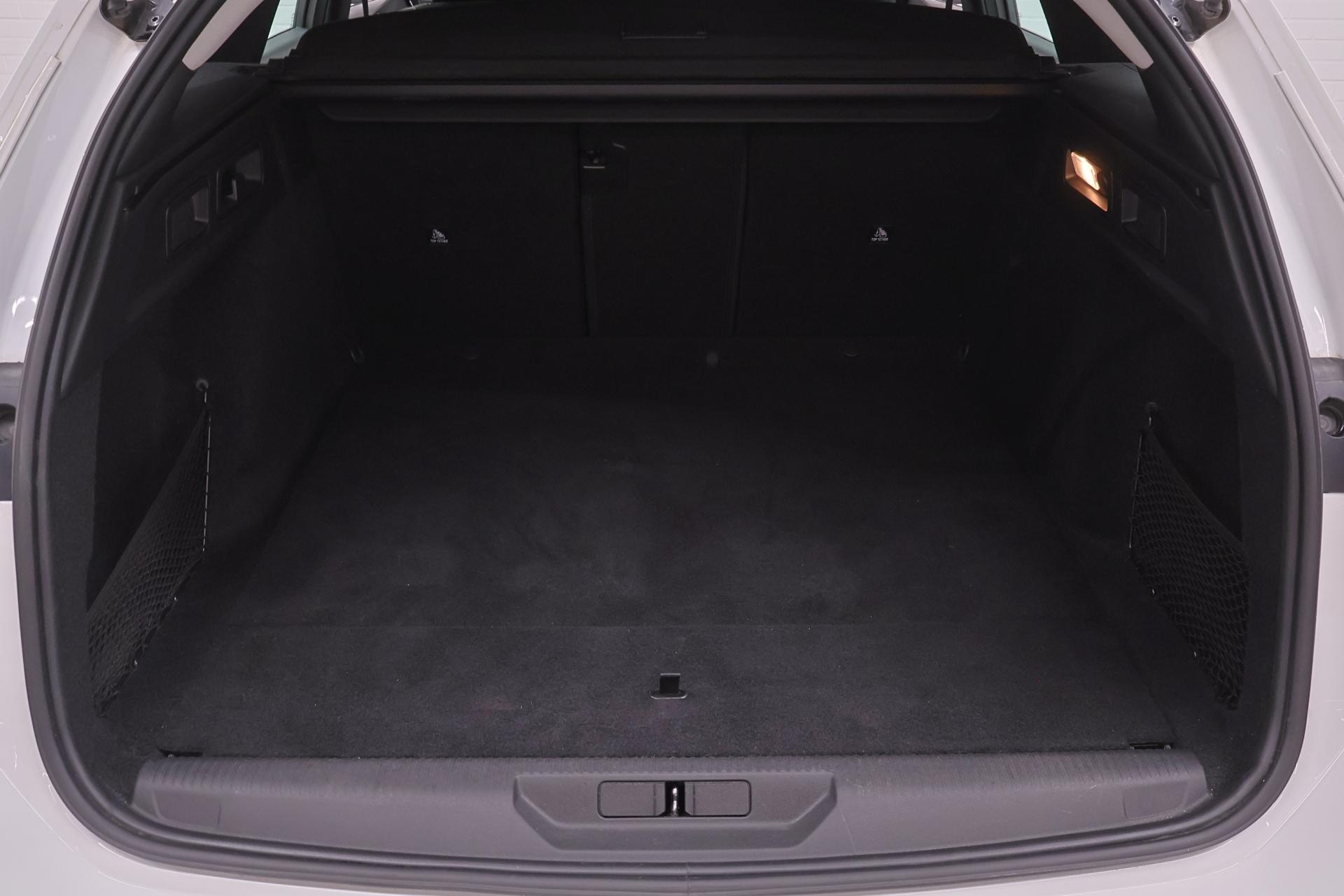 PEUGEOT 308 11