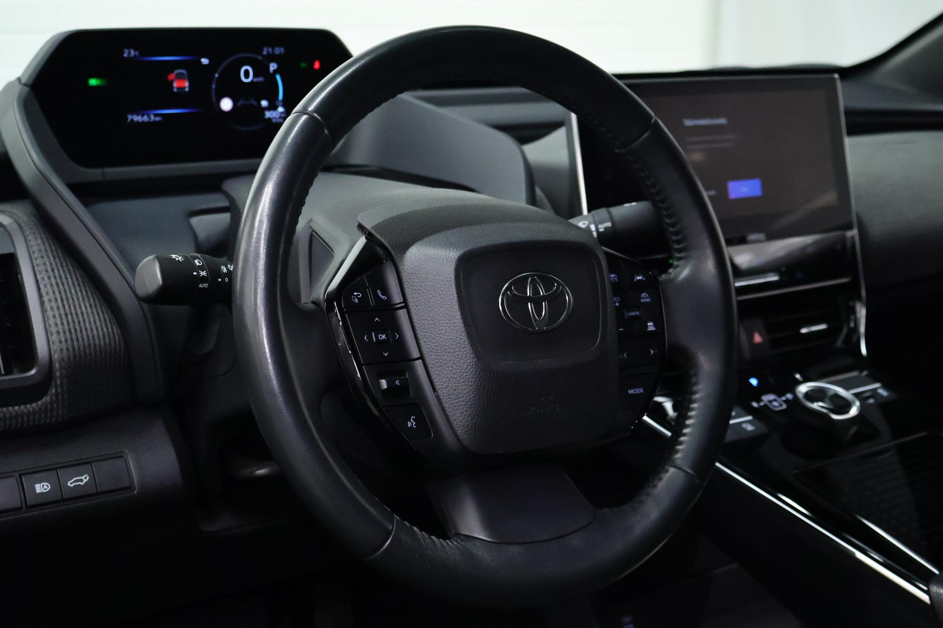 TOYOTA bZ4X 2023