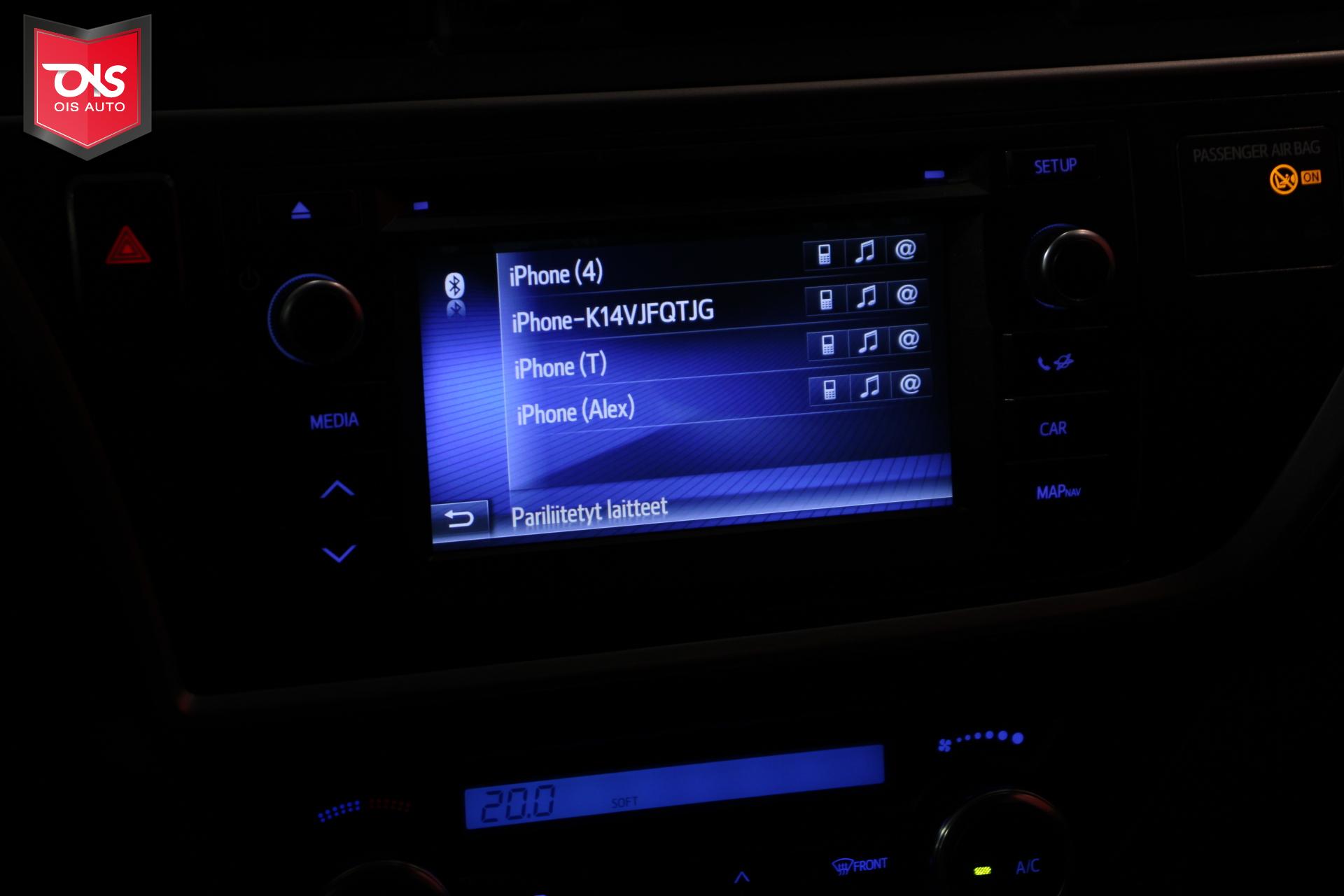 TOYOTA Auris 2015