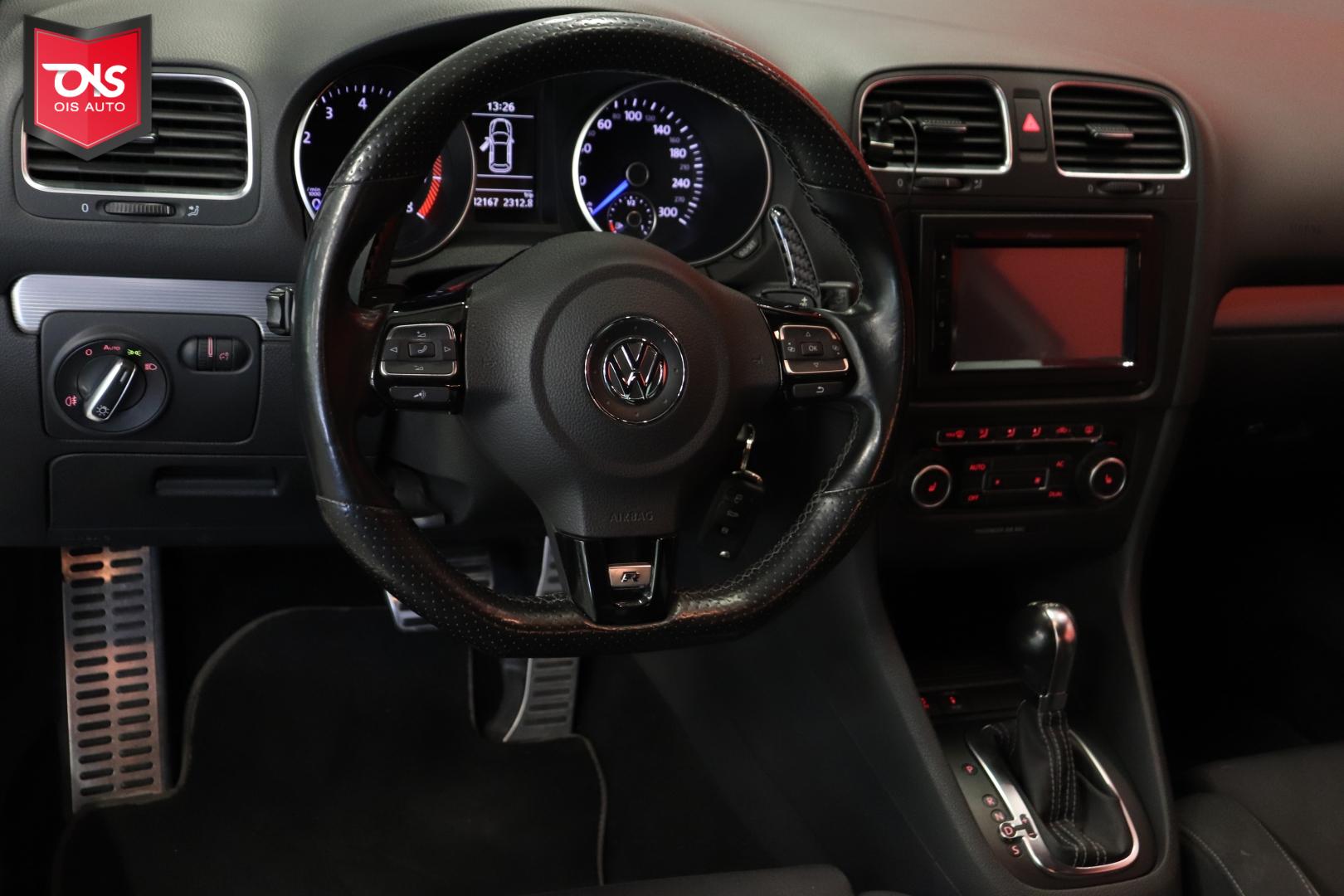 VOLKSWAGEN Golf 2010