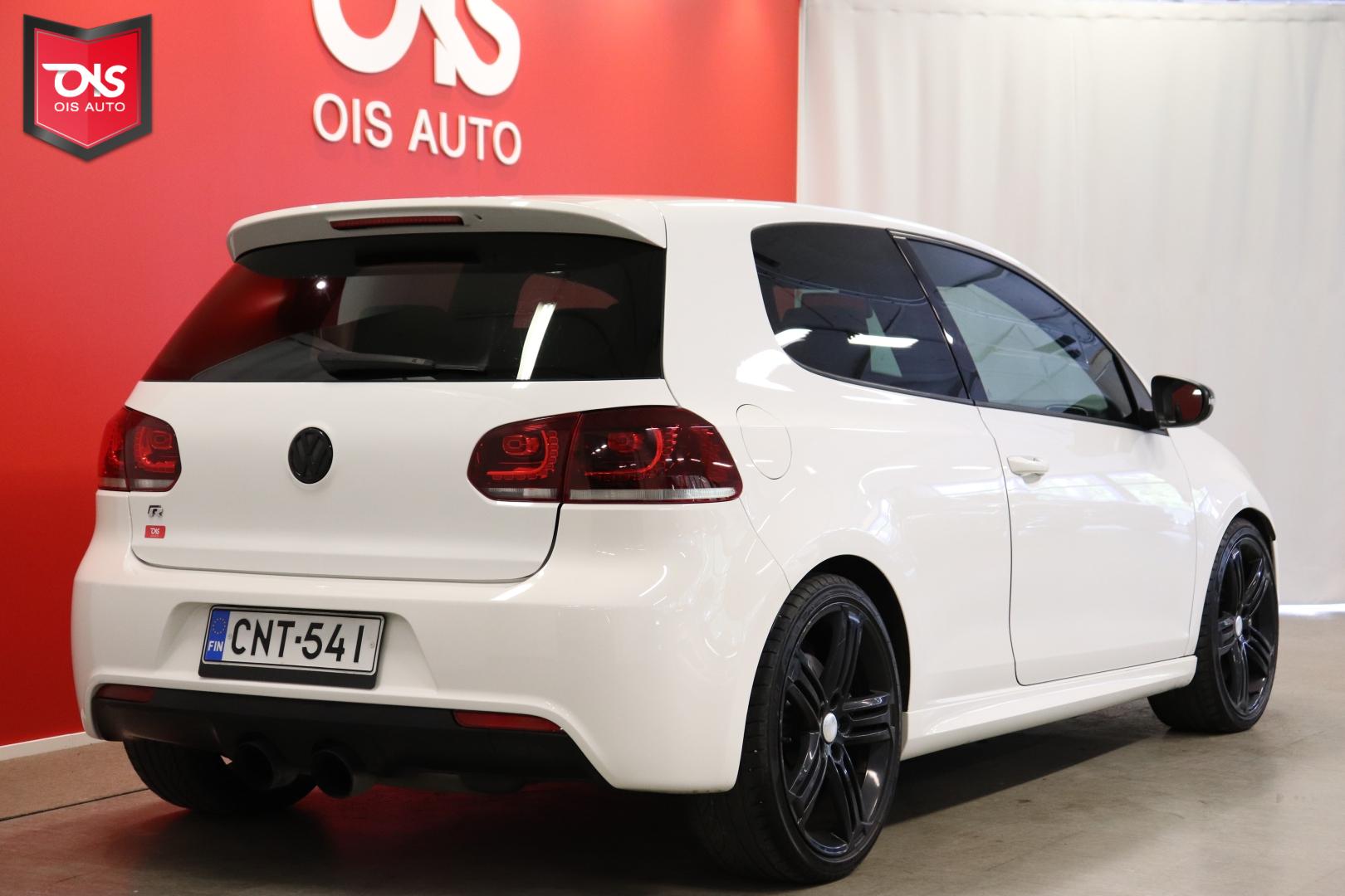 VOLKSWAGEN Golf 2010