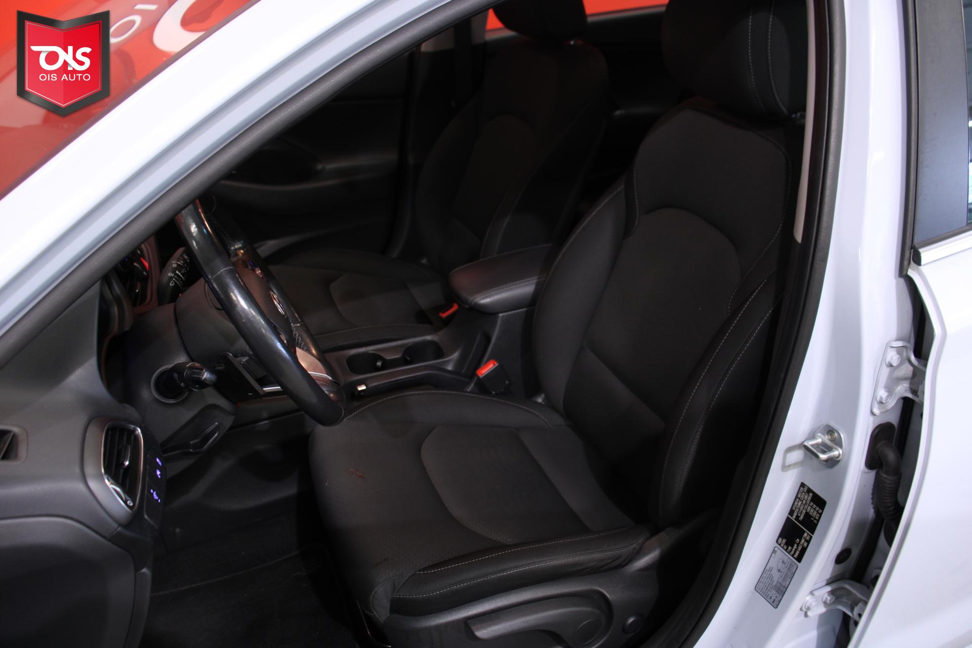 HYUNDAI i30 2018