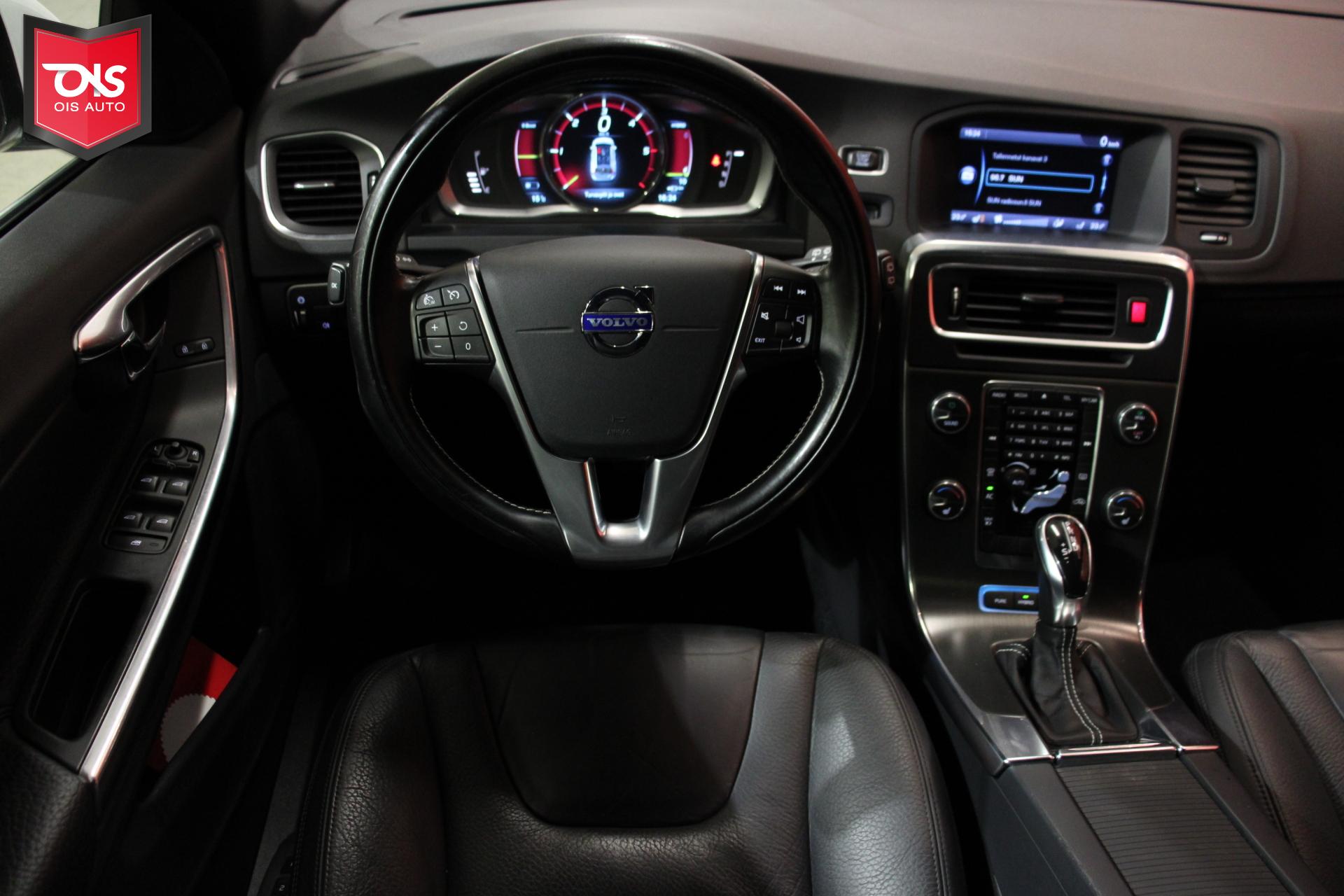 VOLVO V60 2014
