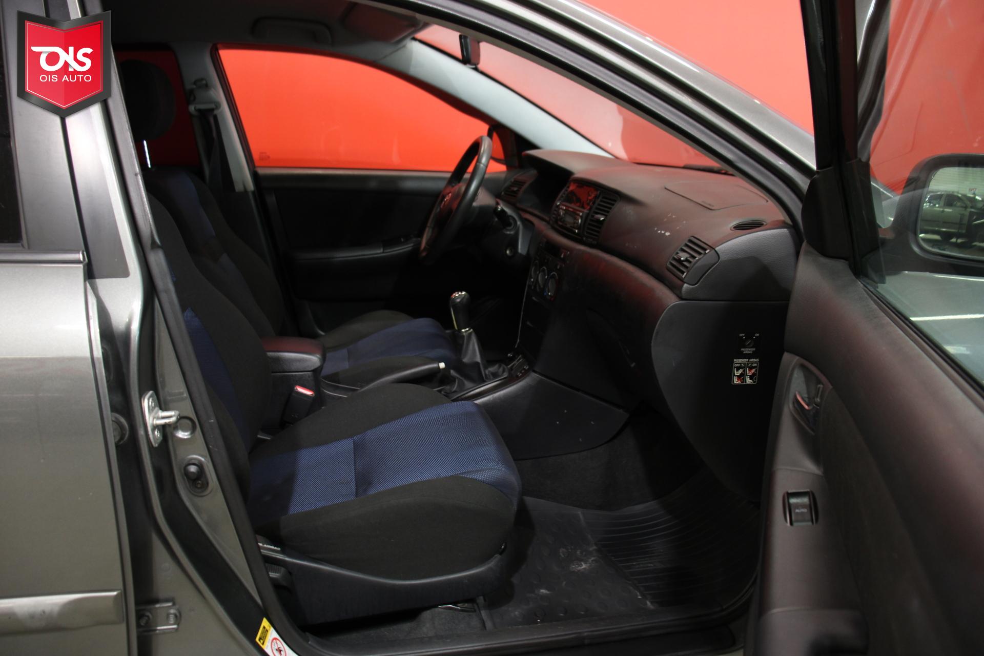 TOYOTA Corolla 2005