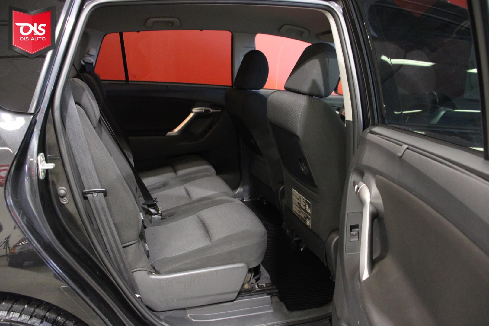 TOYOTA Verso 2010