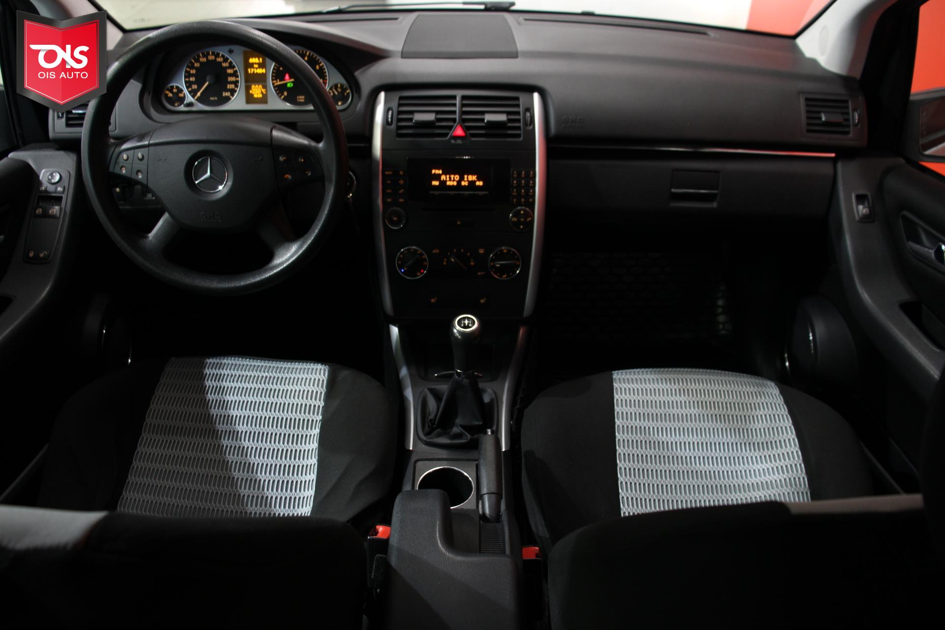 MERCEDES-BENZ B 2006