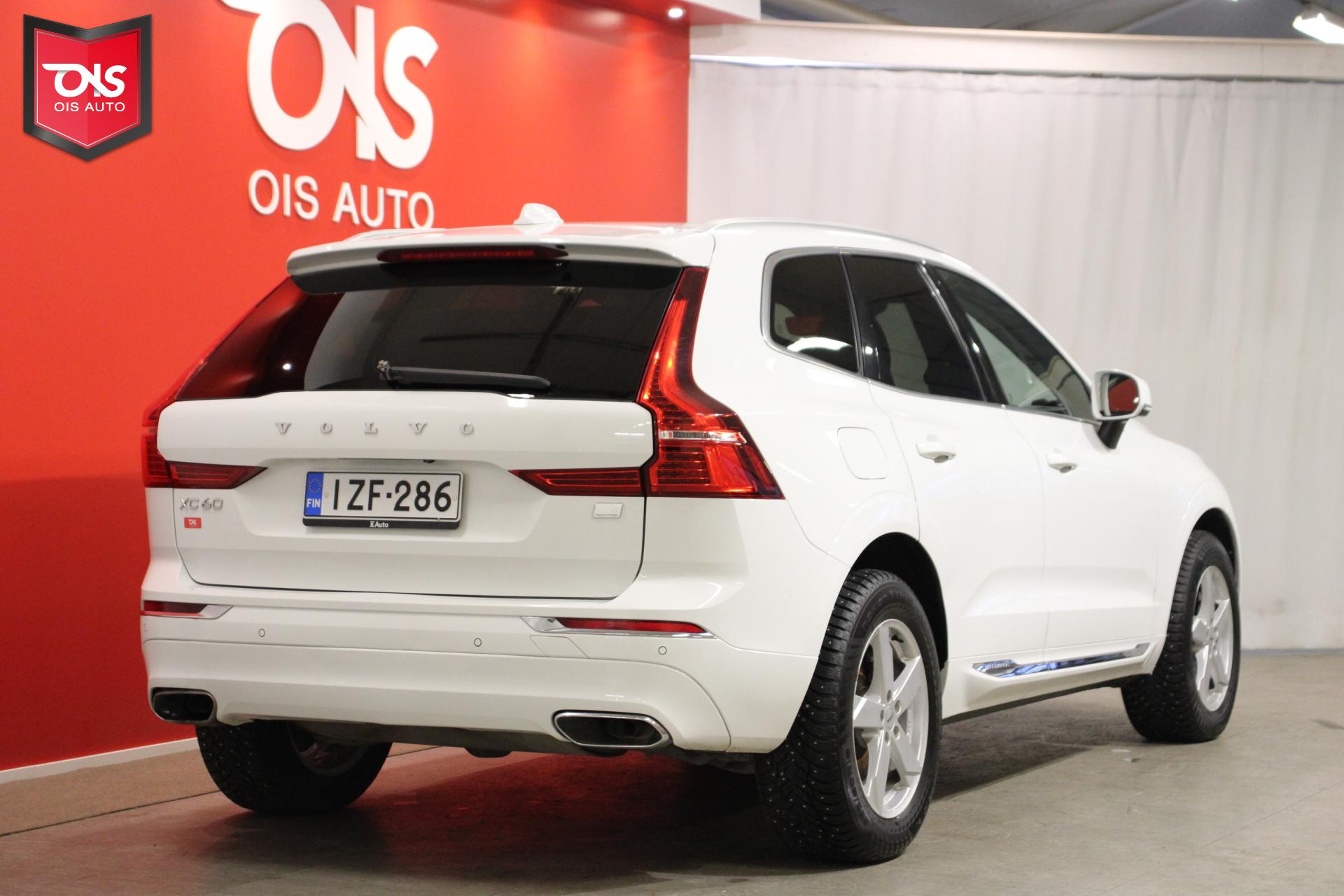 VOLVO XC60 2021