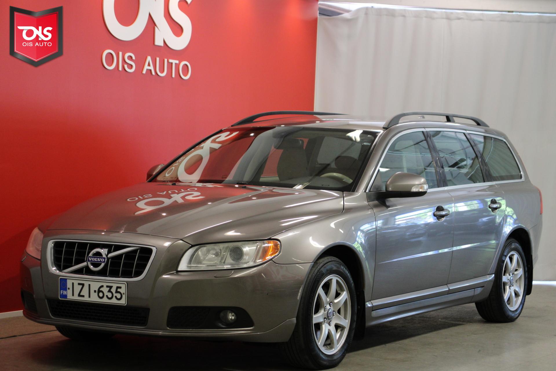 VOLVO V70 2010
