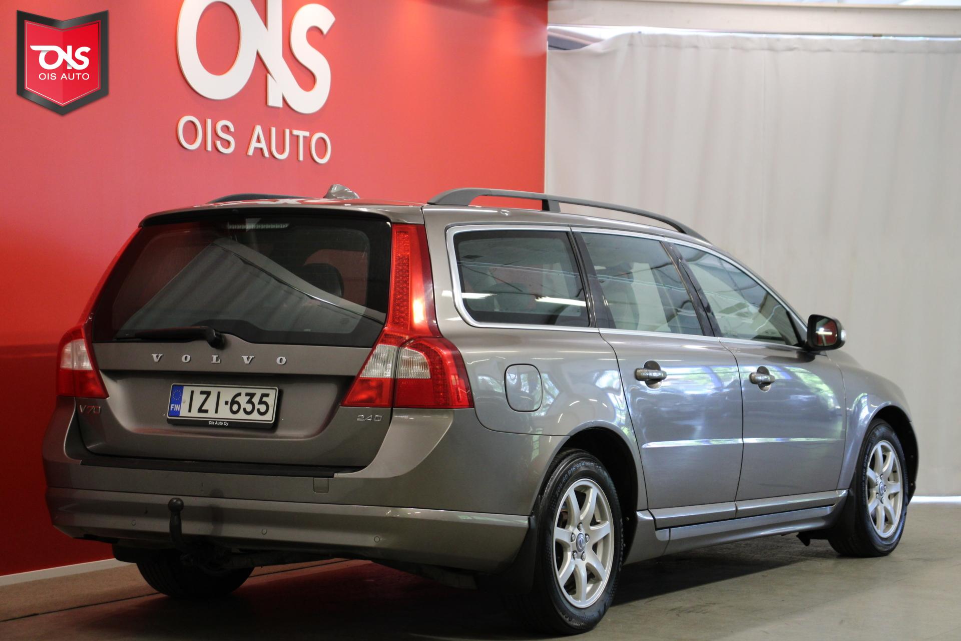 VOLVO V70 2010