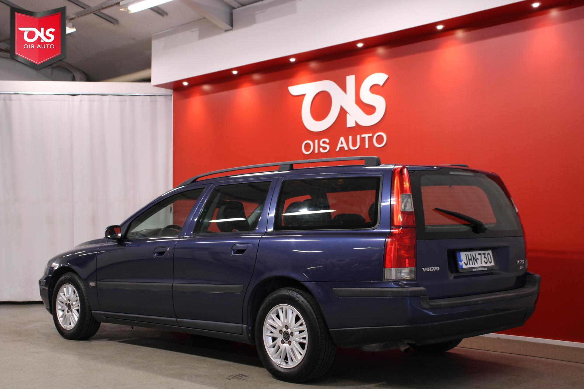 VOLVO V70 2004