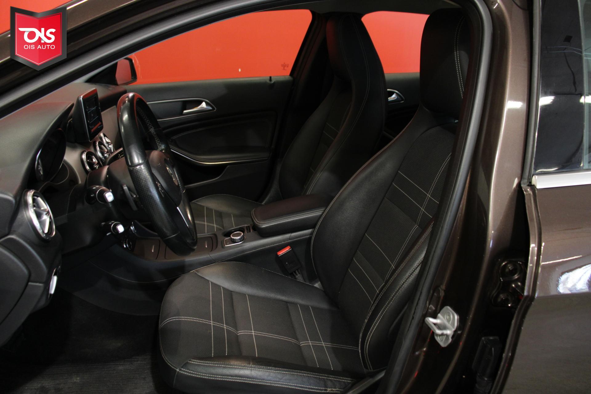 MERCEDES-BENZ GLA 2014