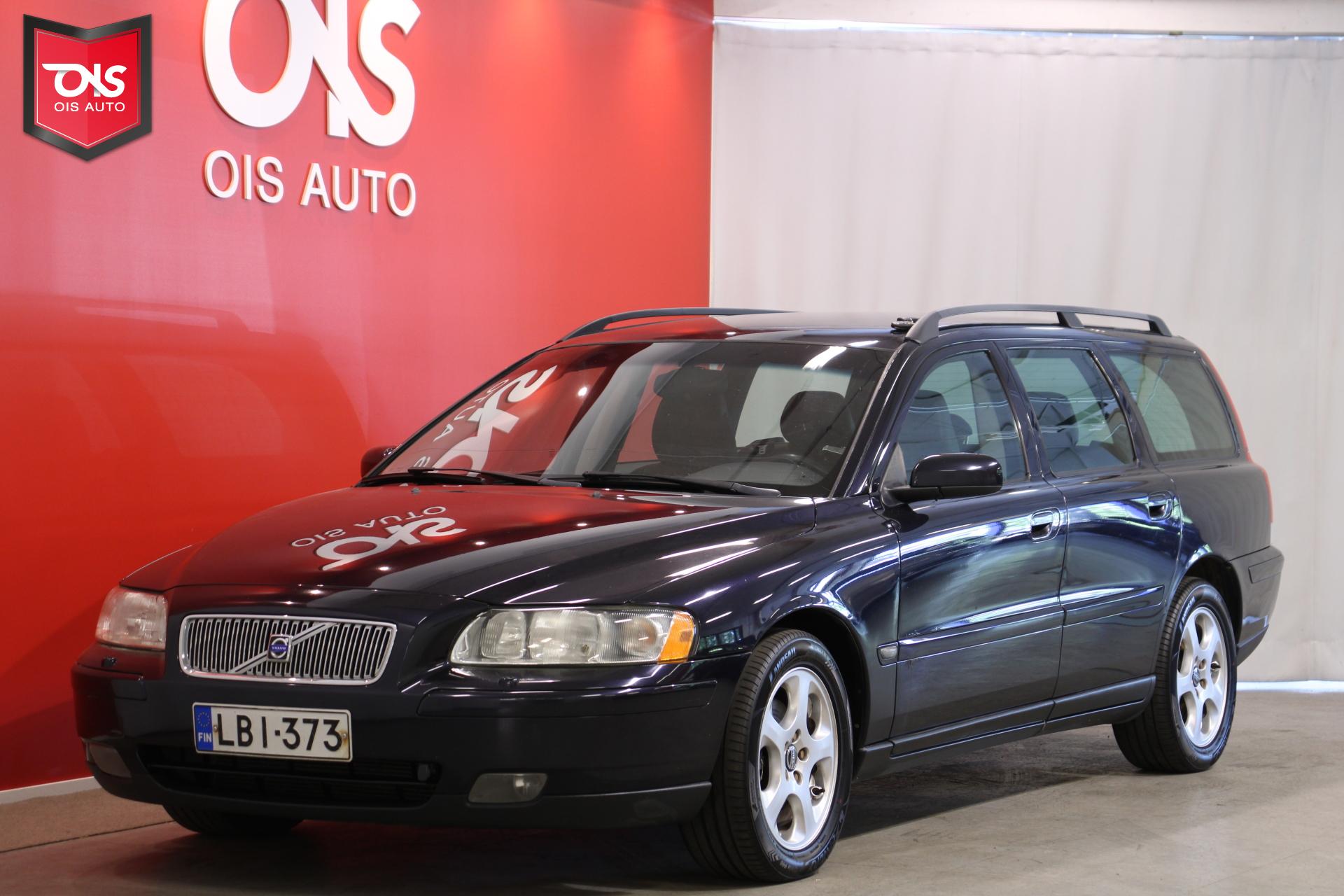 VOLVO V70 2004