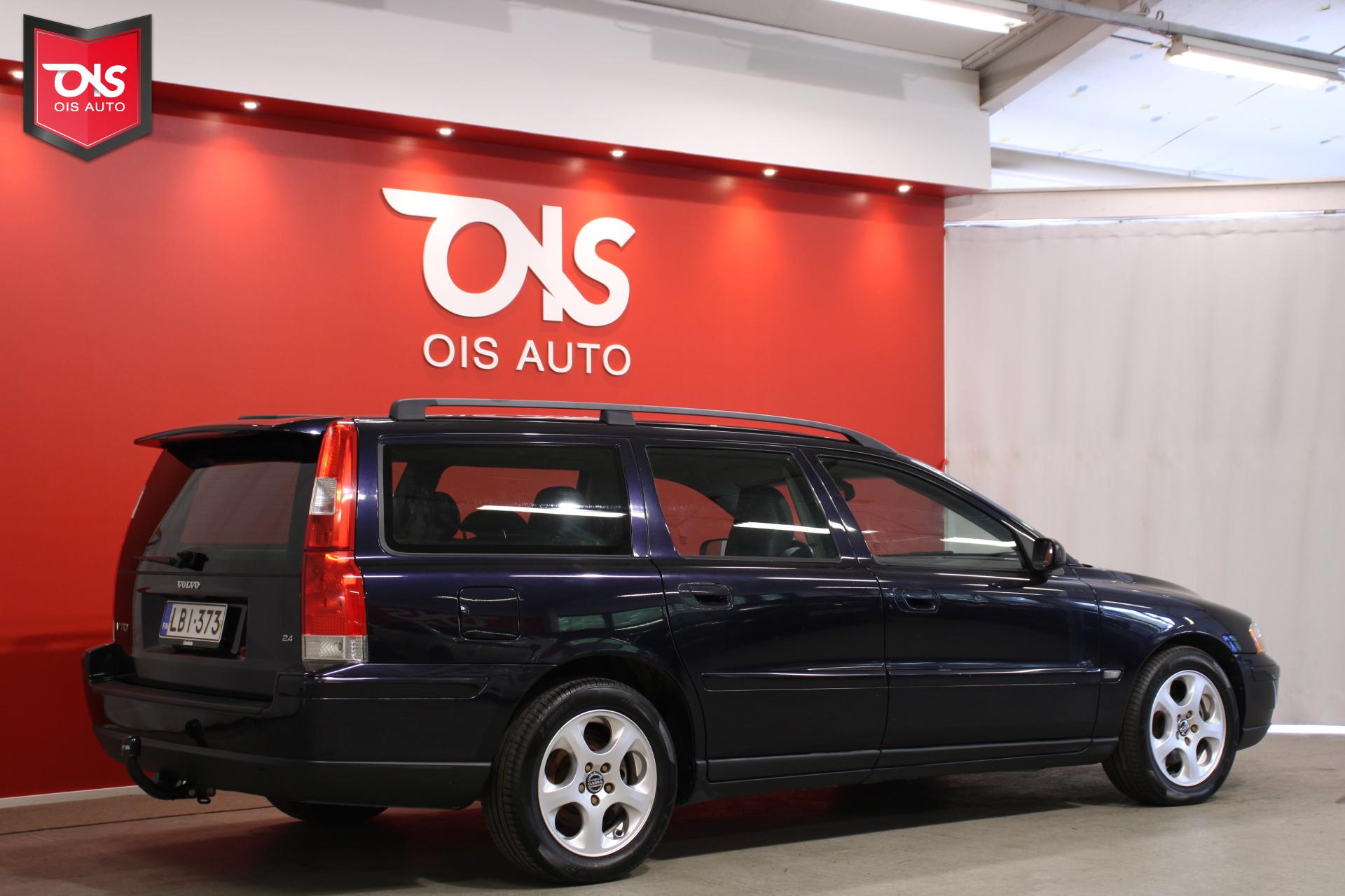 VOLVO V70 2004