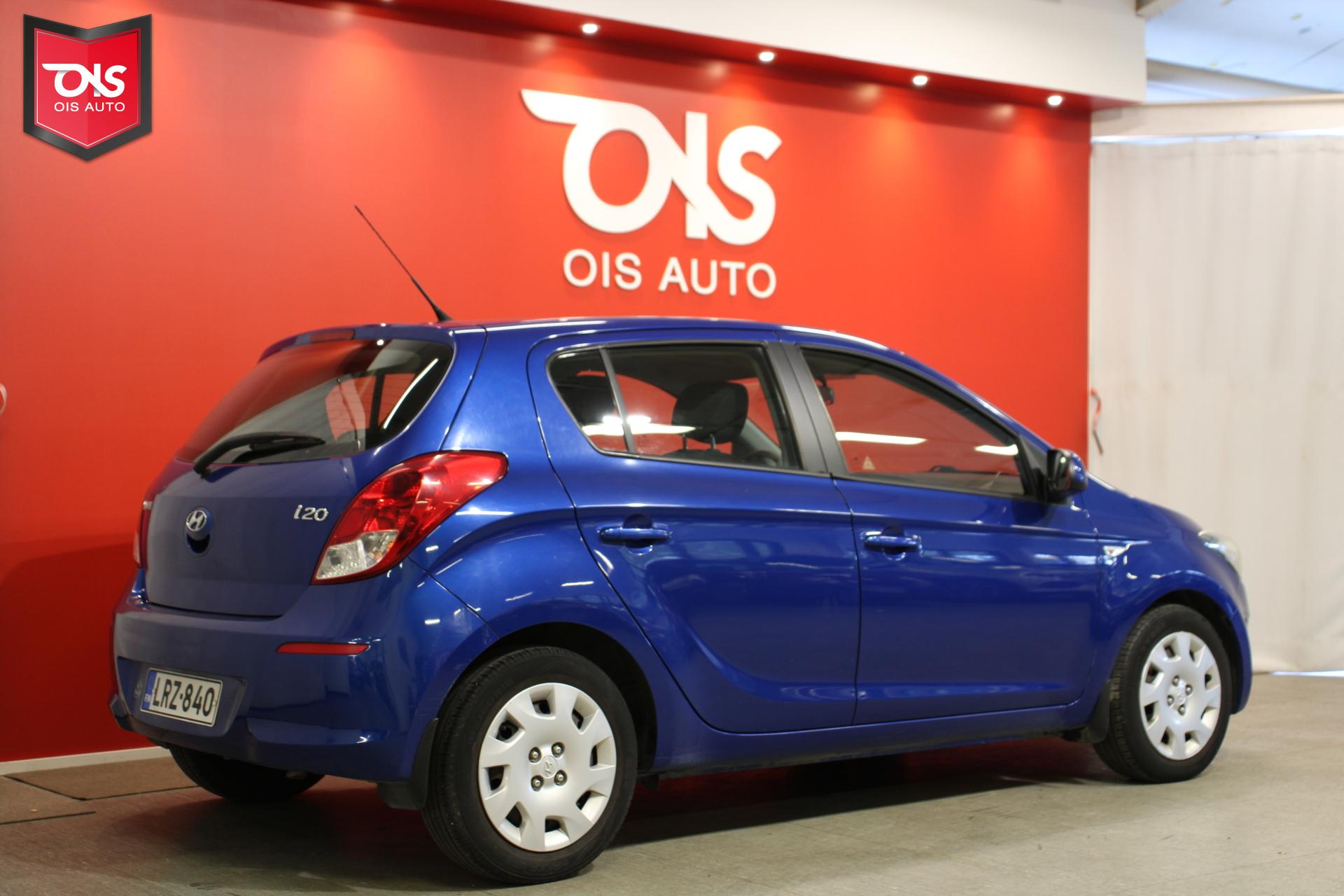 HYUNDAI i20 2013