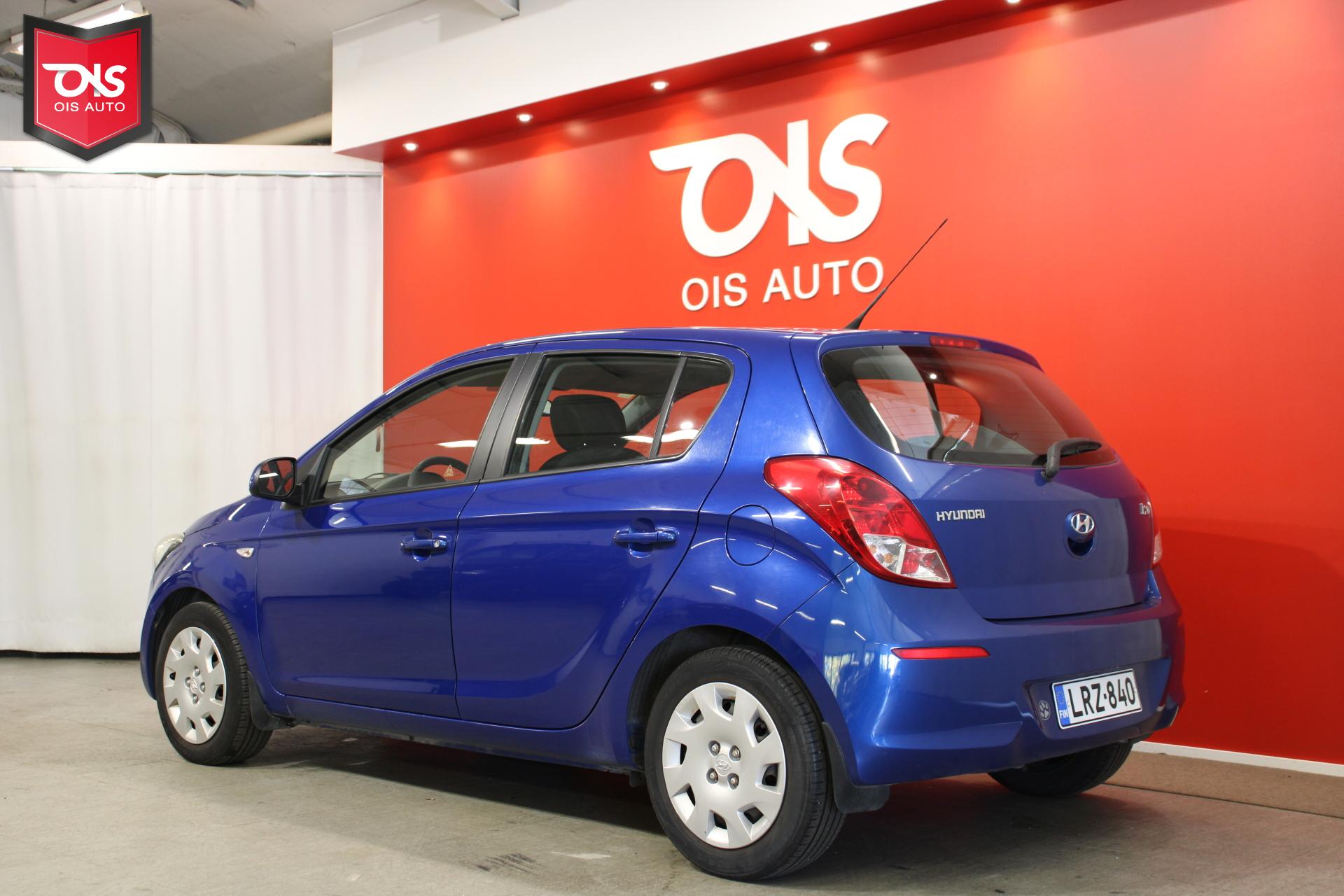 HYUNDAI i20 2013