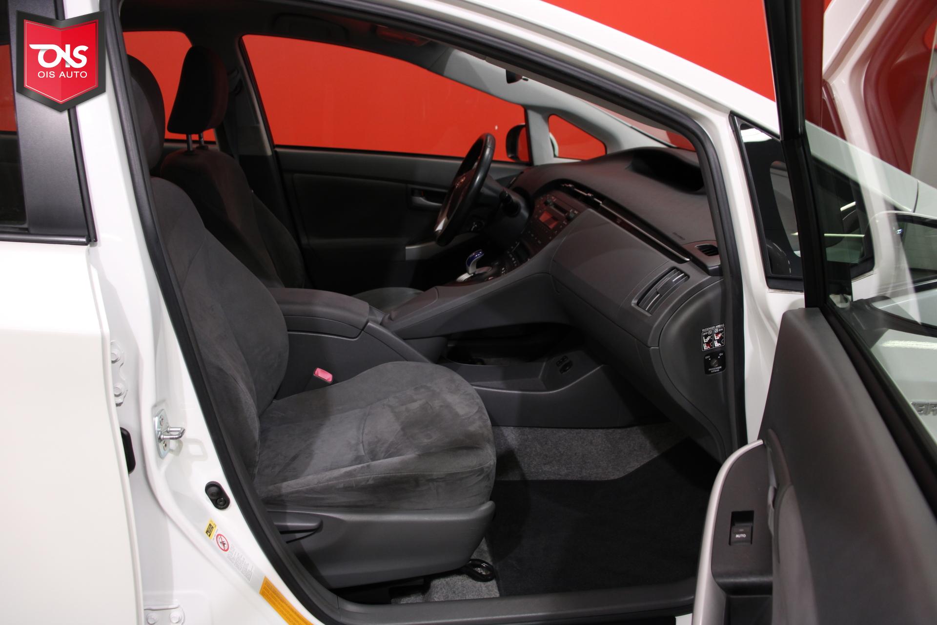 TOYOTA Prius 2010