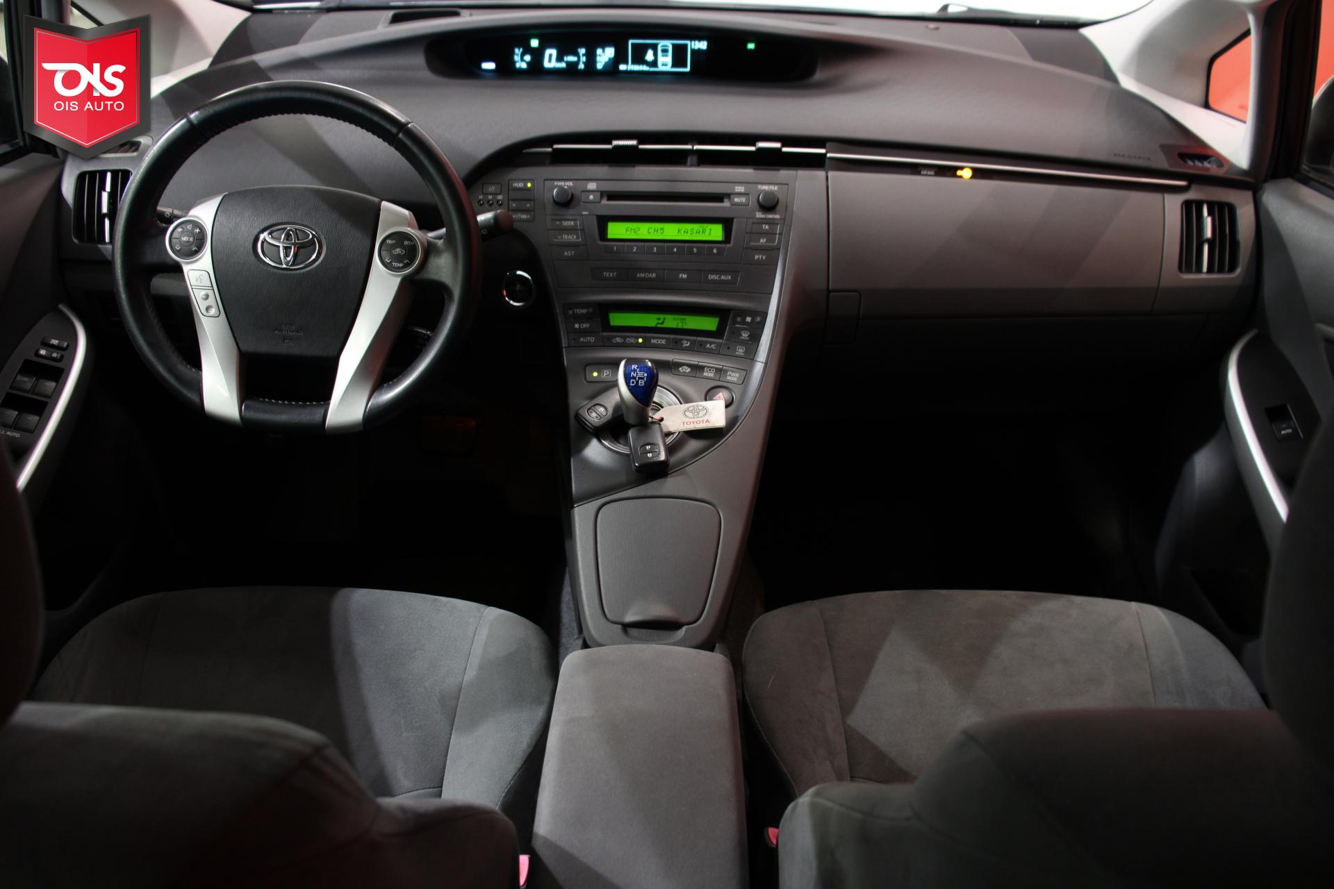 TOYOTA Prius 2010