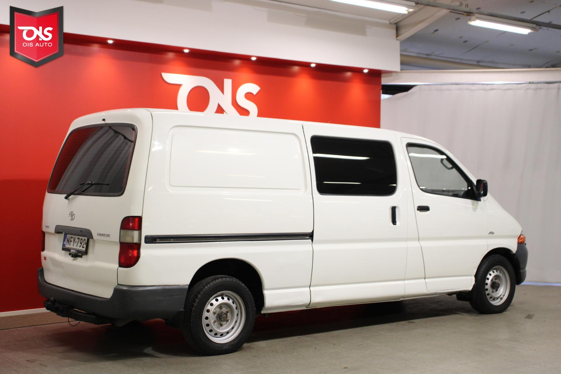 TOYOTA Hiace 2004