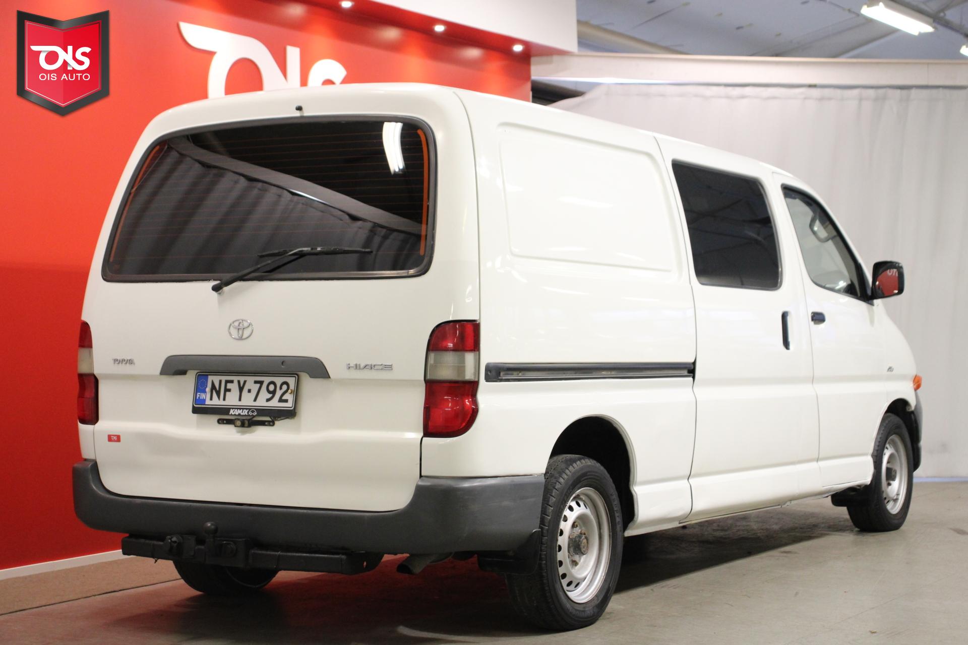 TOYOTA Hiace 2004