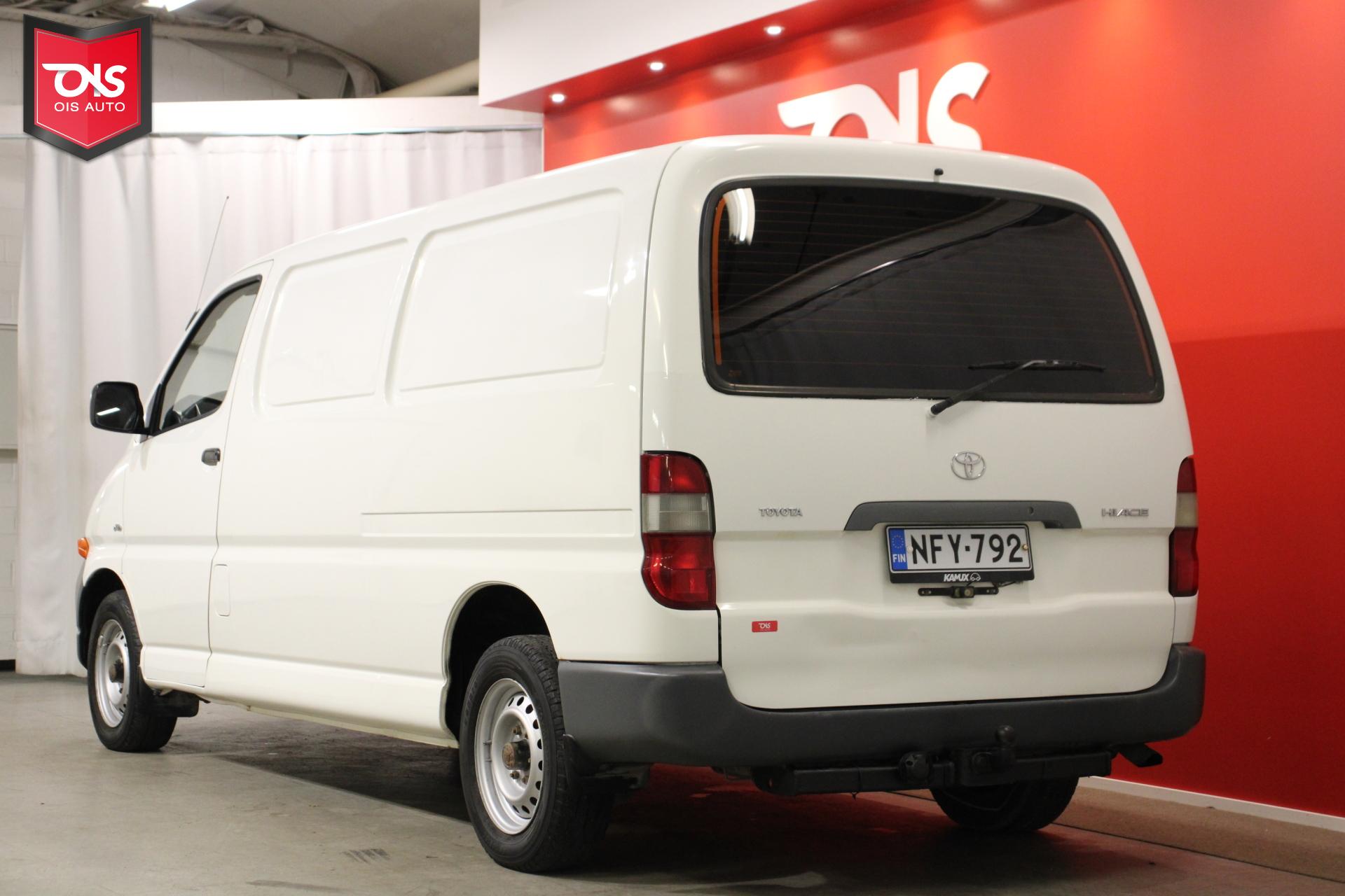 TOYOTA Hiace 2004