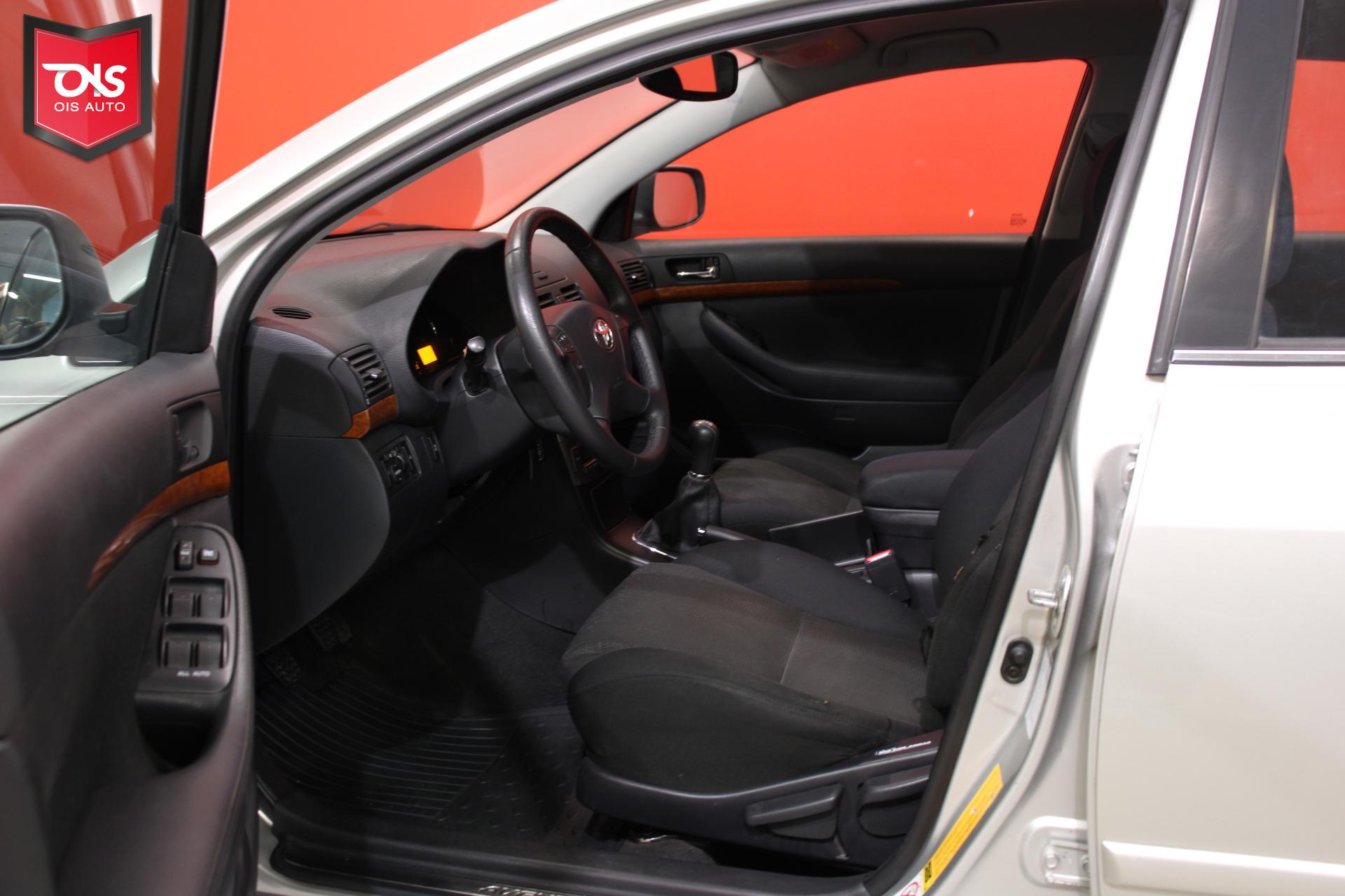 TOYOTA Avensis 2007