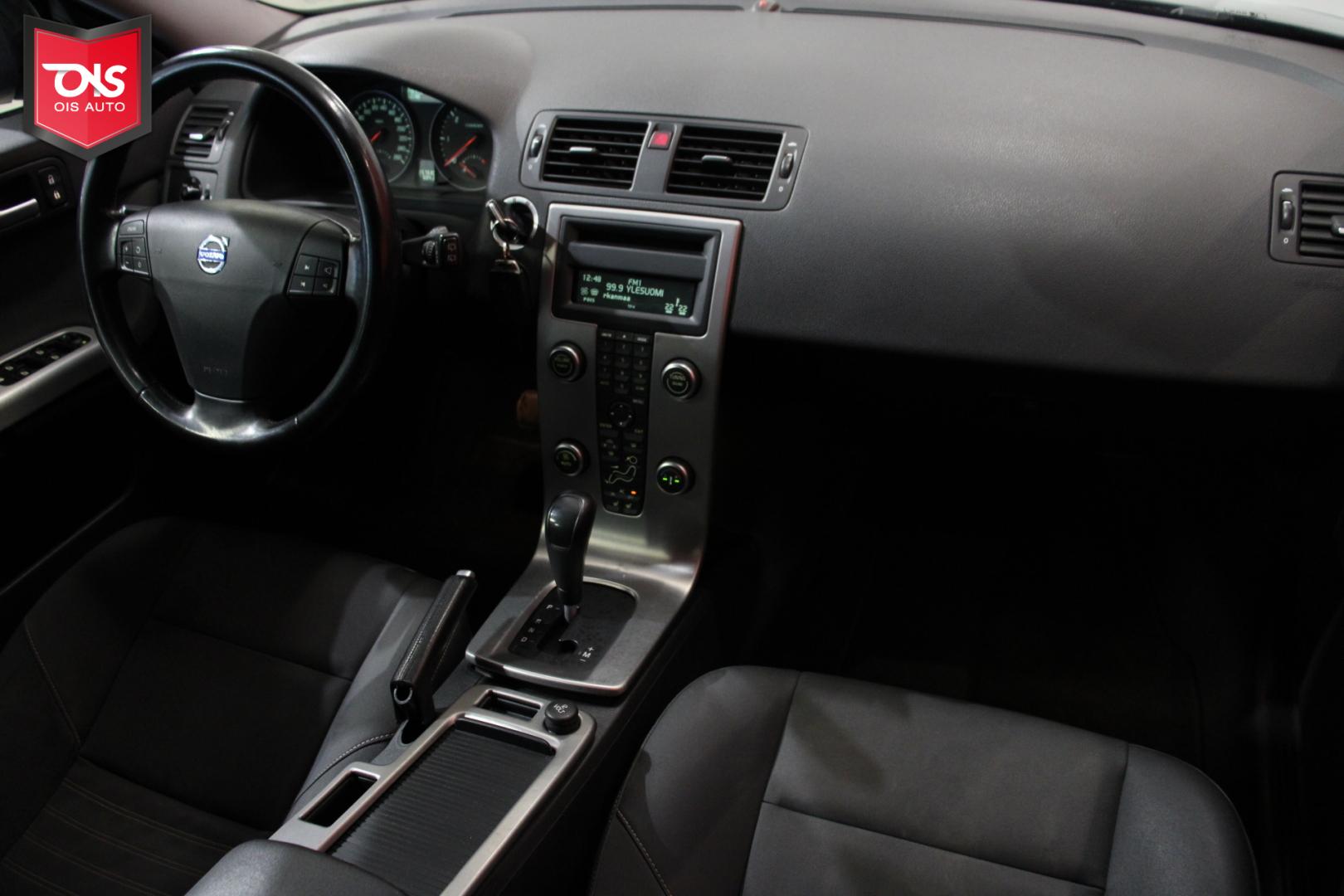 VOLVO V50 2010