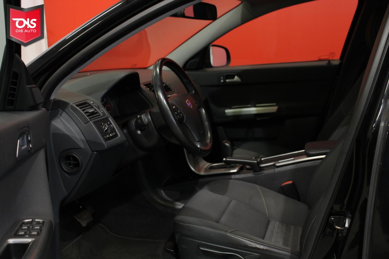 VOLVO V50 2010
