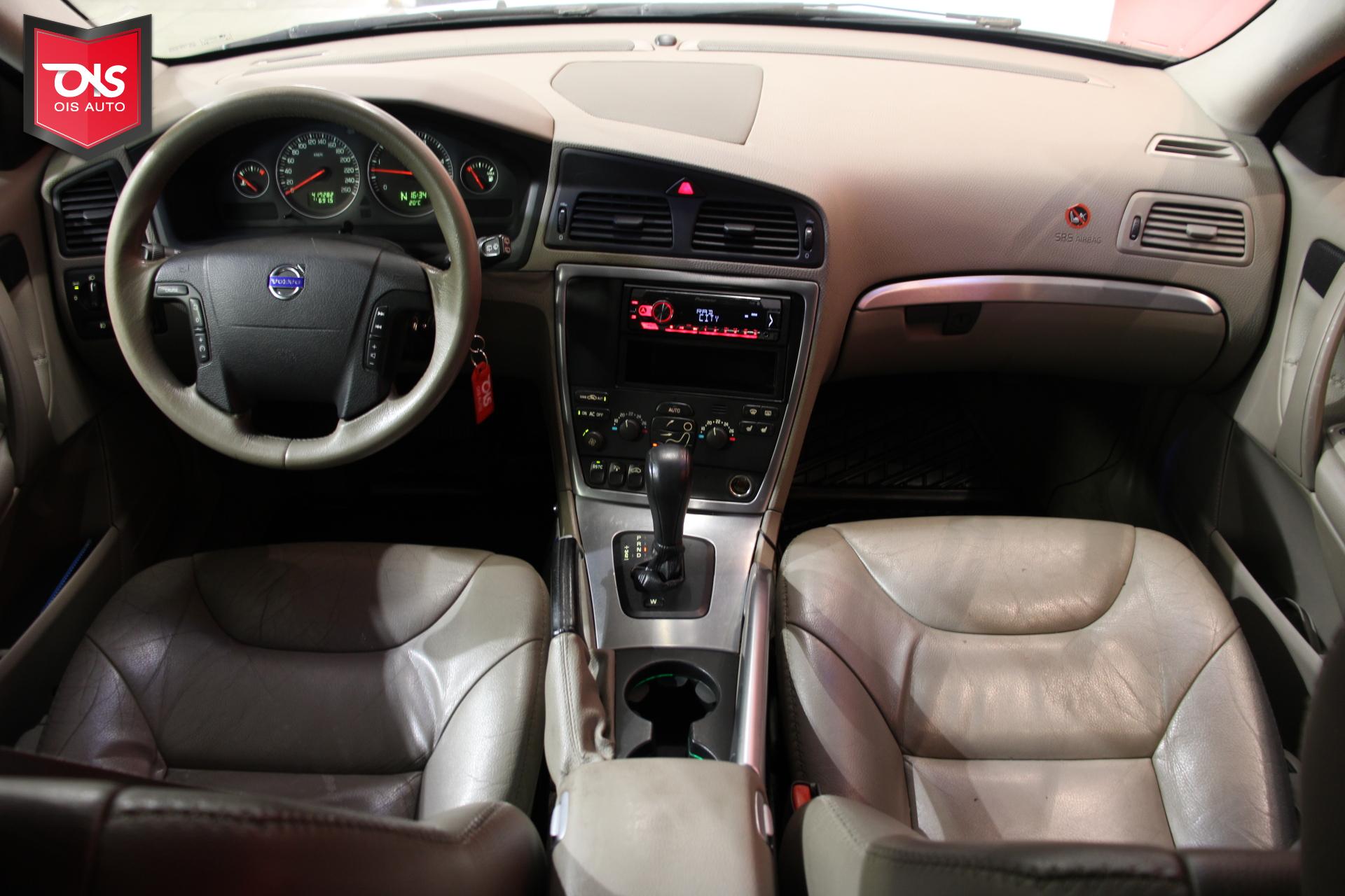 VOLVO XC70 2006