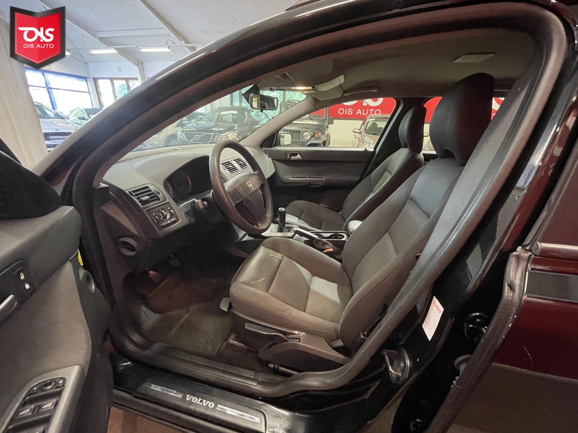 VOLVO V50 2005